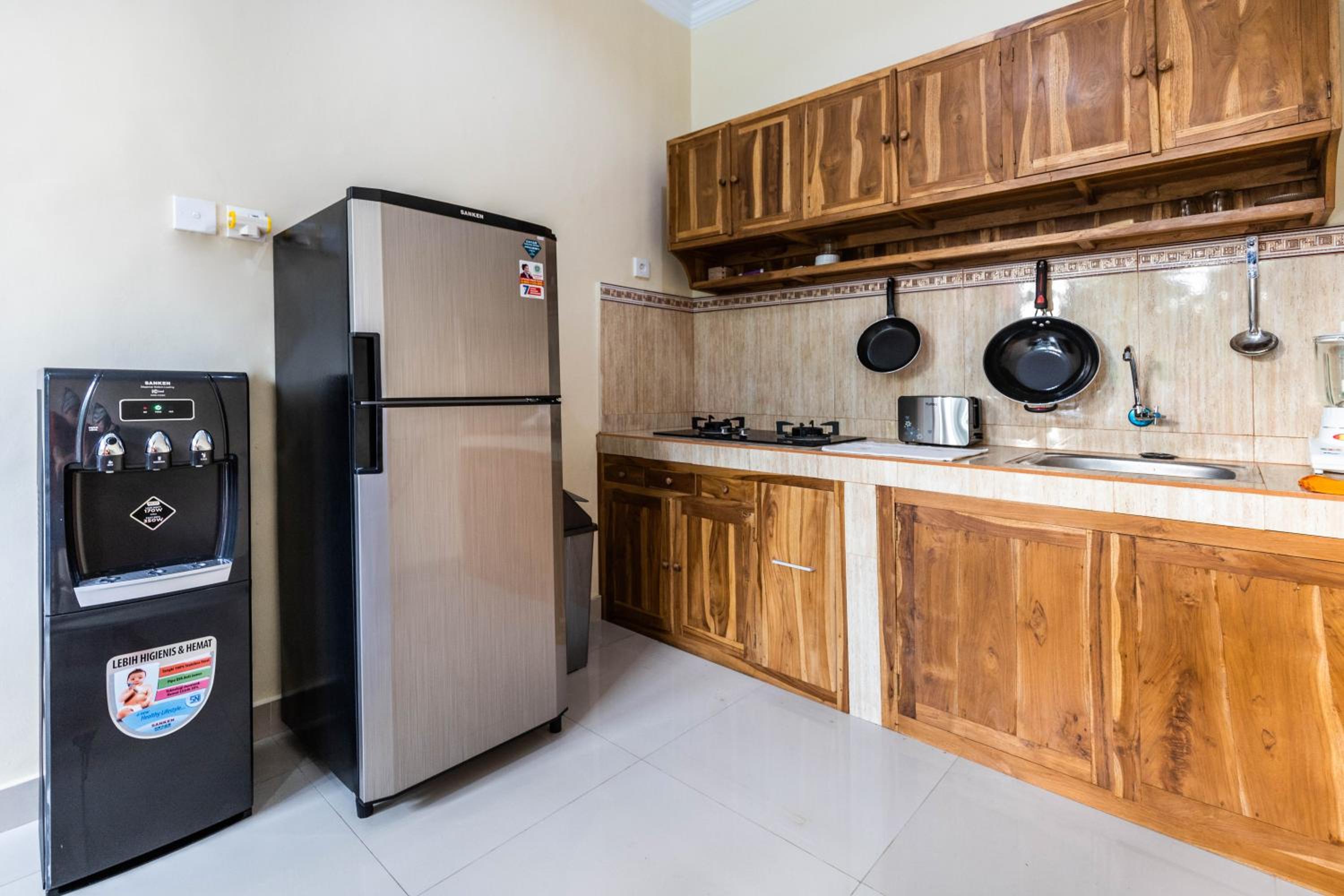 Villa New Era: 2-levels Villa - up to 9 persons view 5