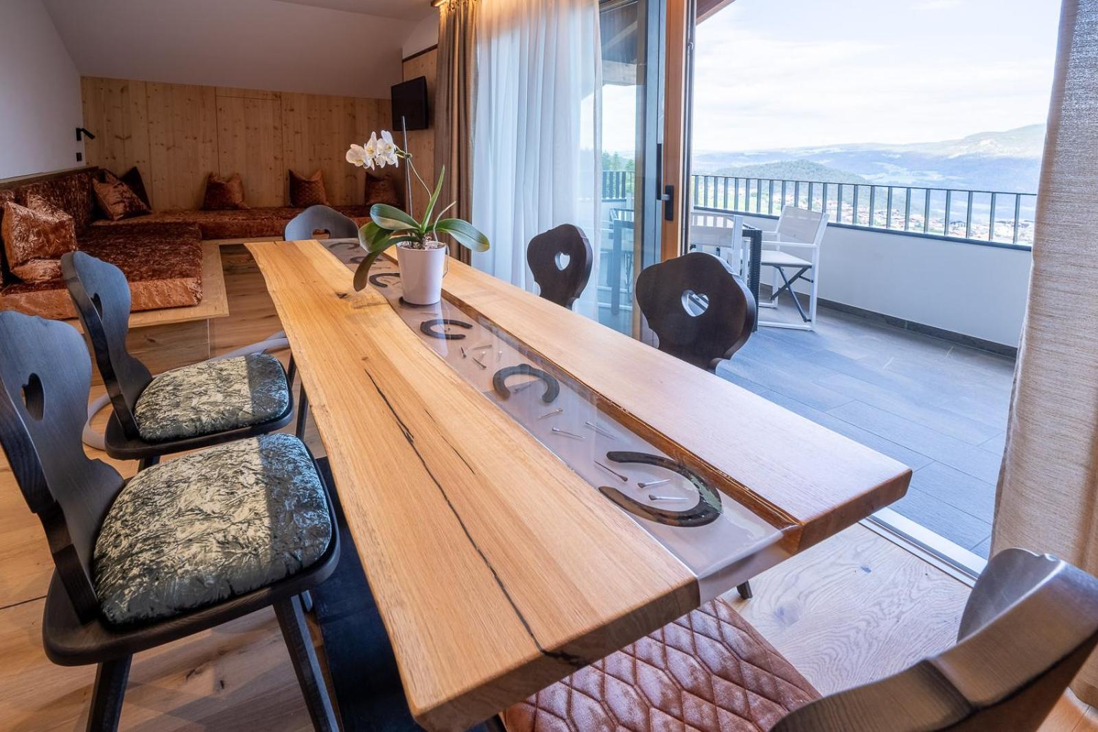 Ladinser Hof Western Suite view 4