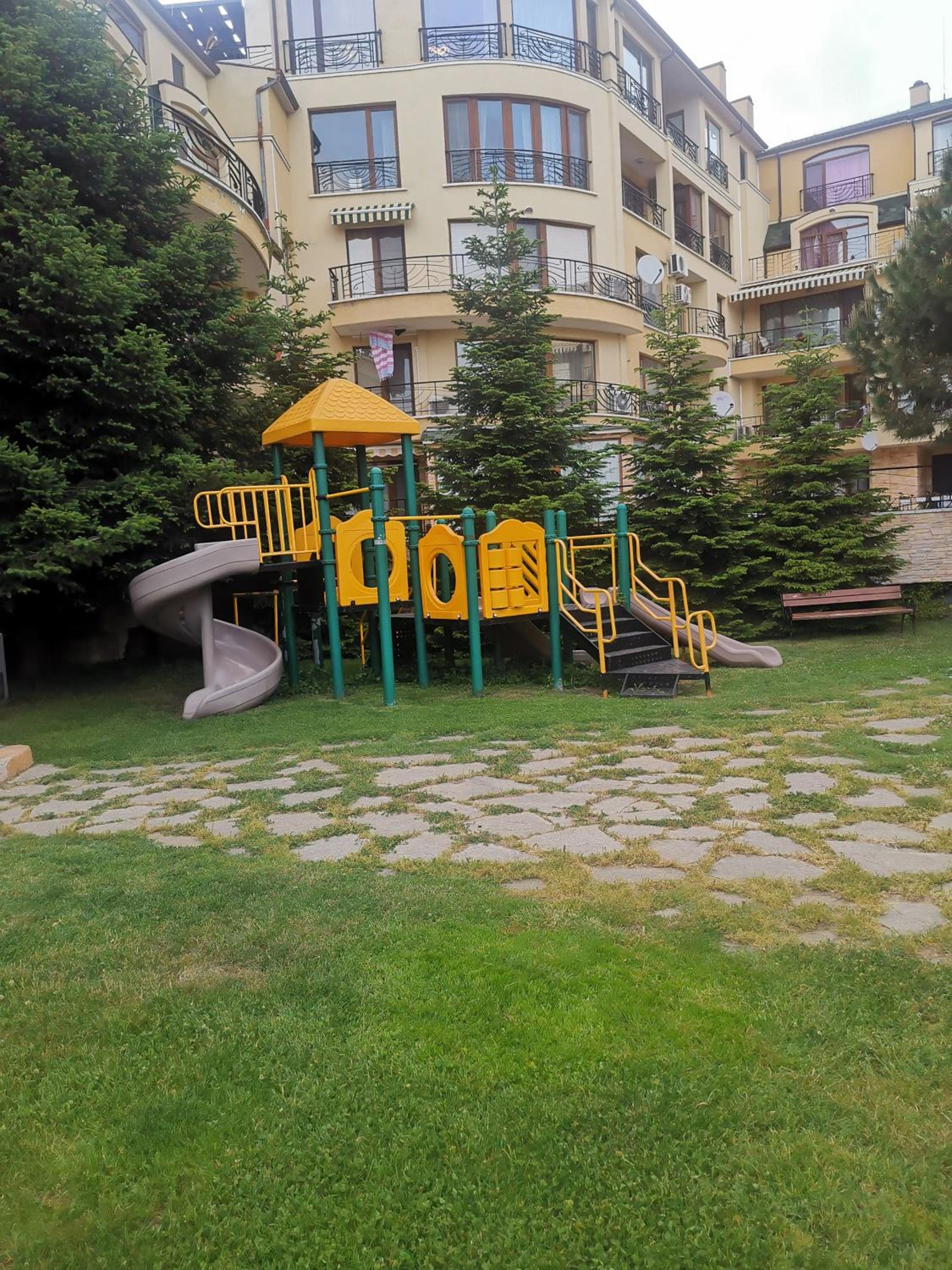 Photo 28