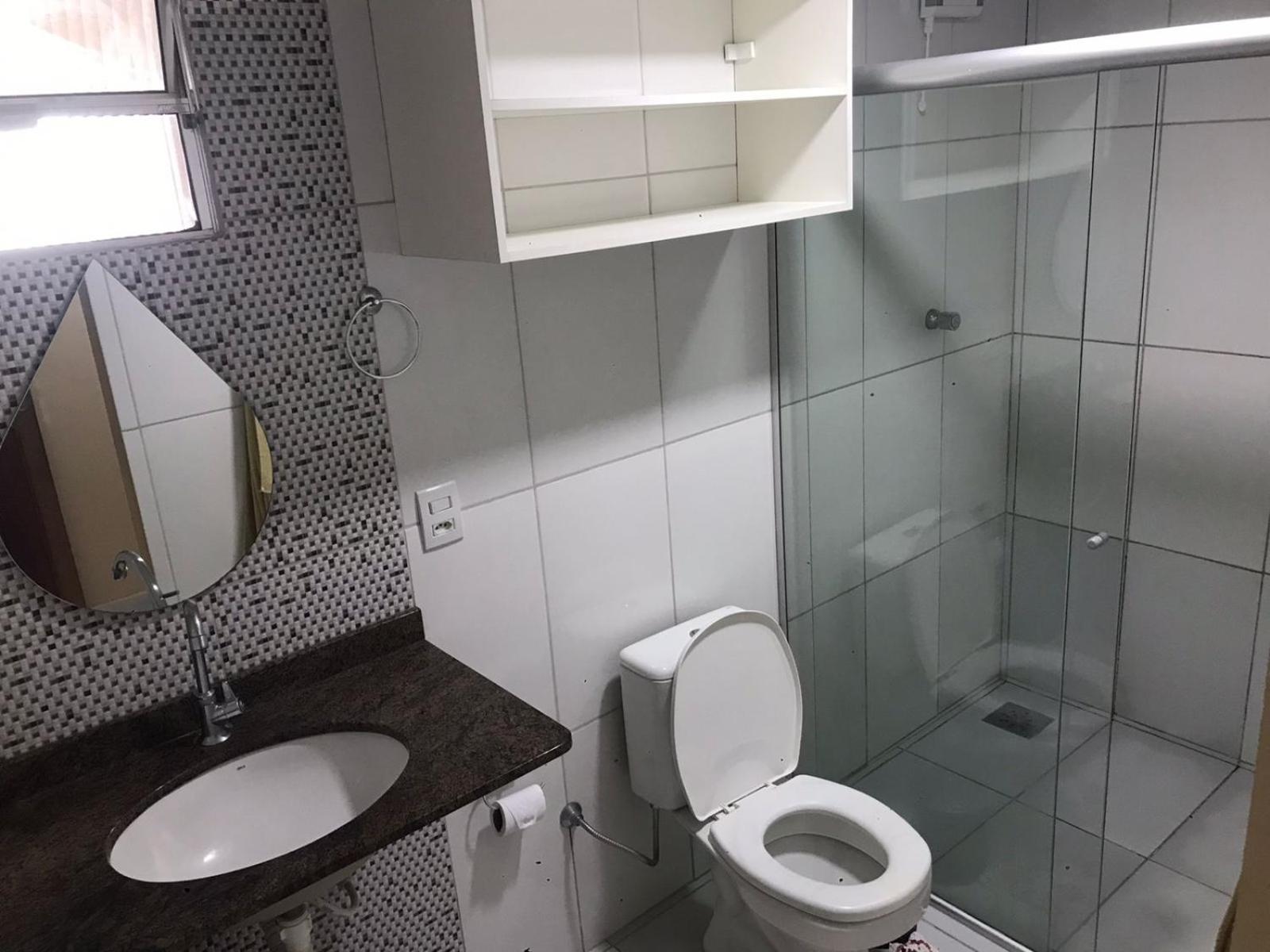 Casa LB com estacionamento privado