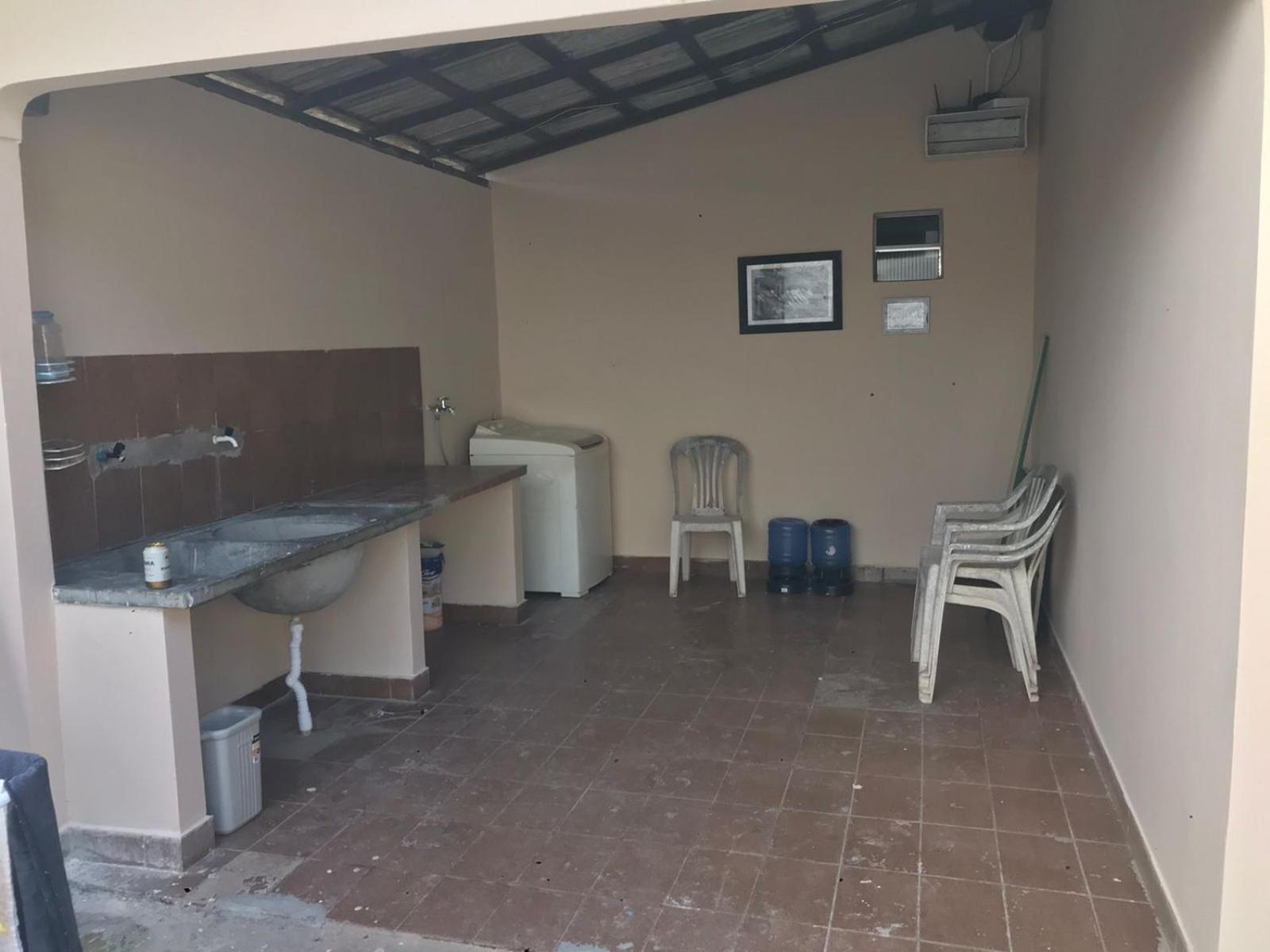 Casa LB com estacionamento privado