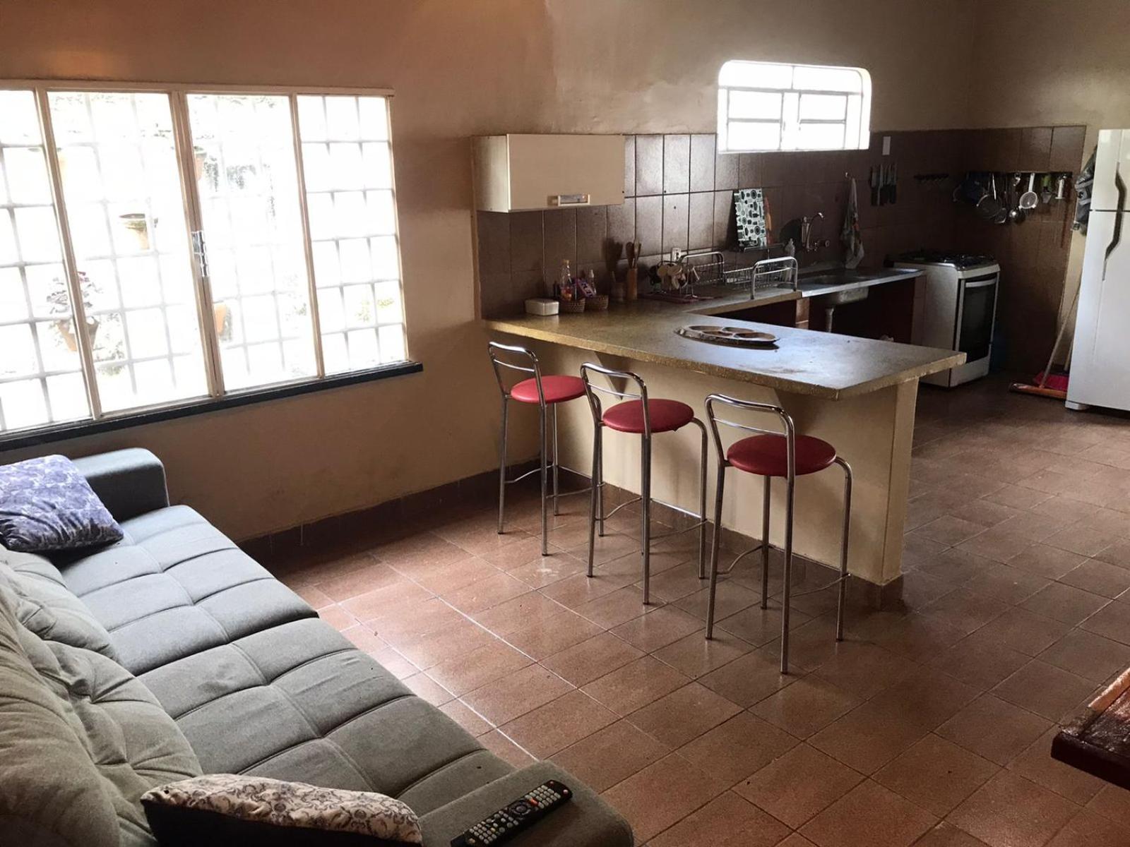 Casa LB com estacionamento privado