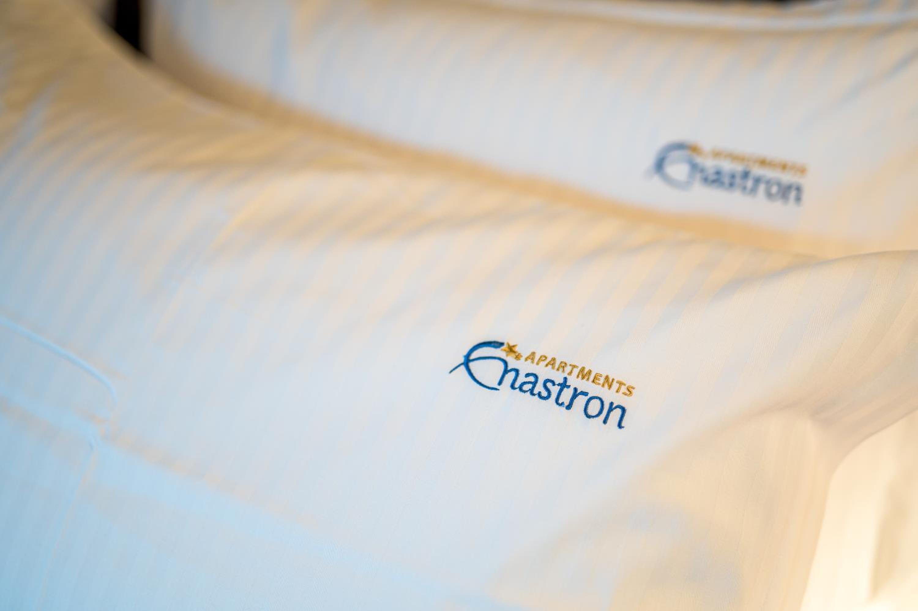 Enastron Apartments