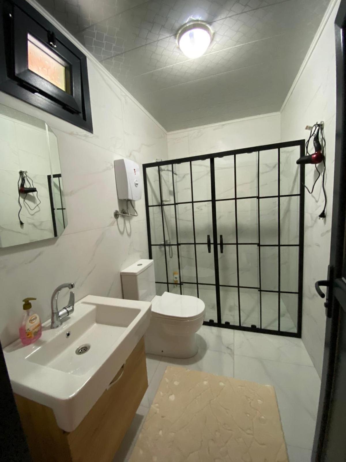 AYDER LEVUT Bungalov