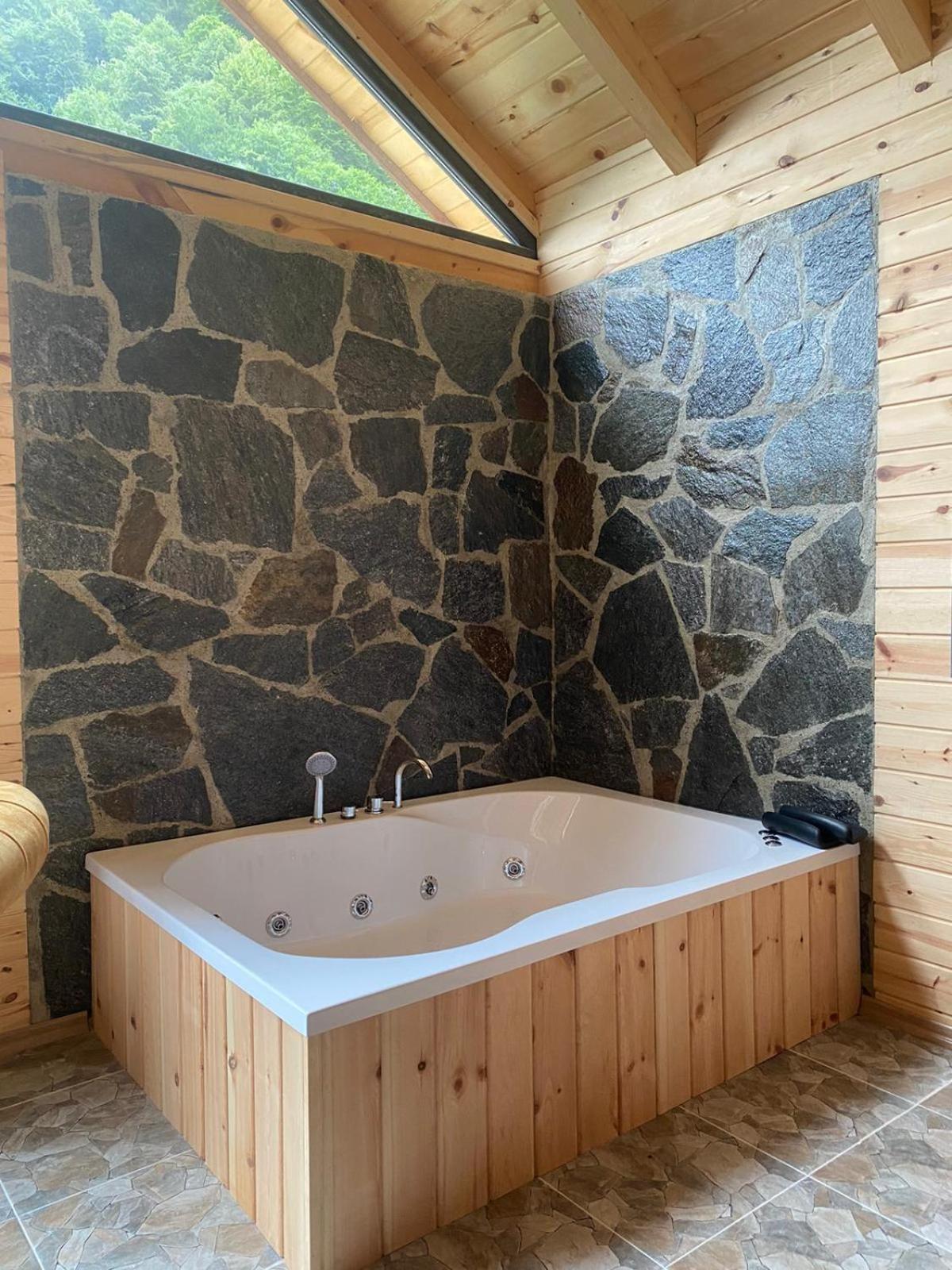 AYDER LEVUT Bungalov