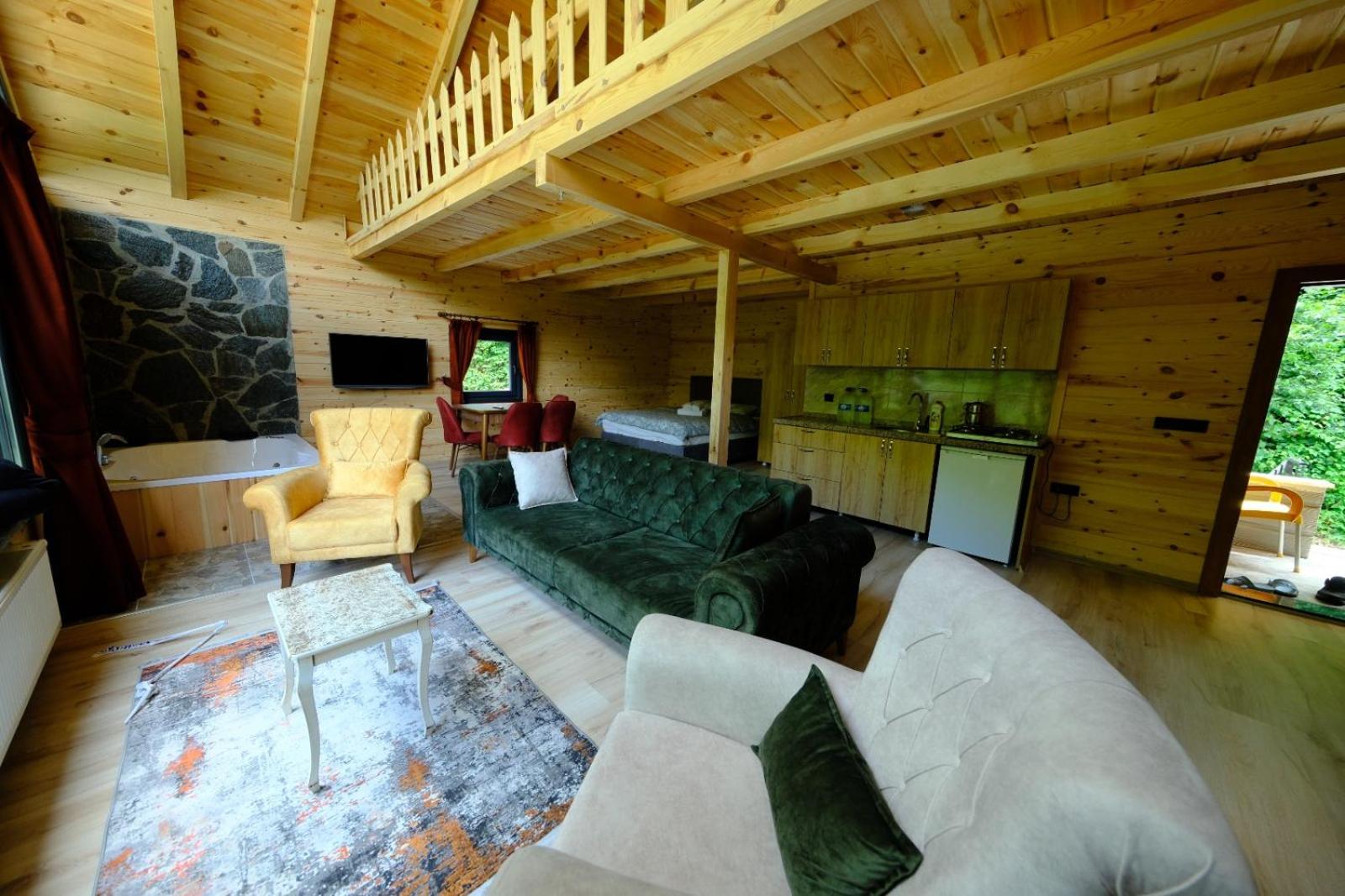 AYDER LEVUT Bungalov