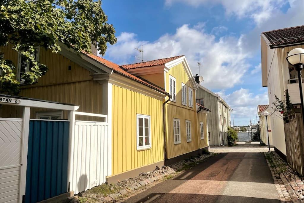Central lägenhet i 1700-talshus view 3