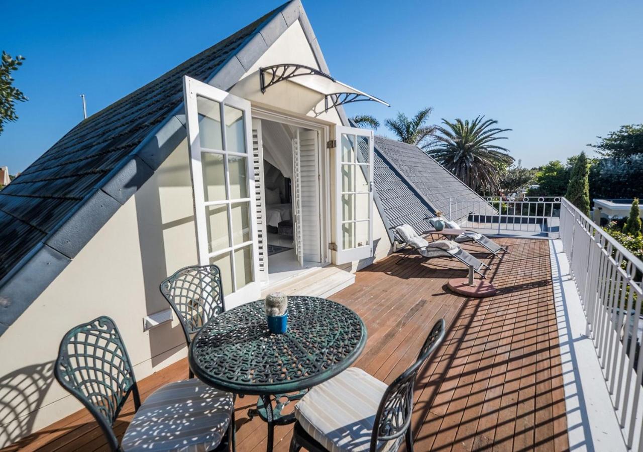 Admiralty Beach House