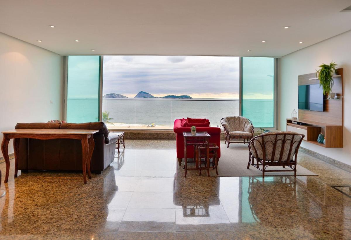 Maravilhosa Vista Mar e Muito Conforto na Glamourosa Ipanema Y1-008