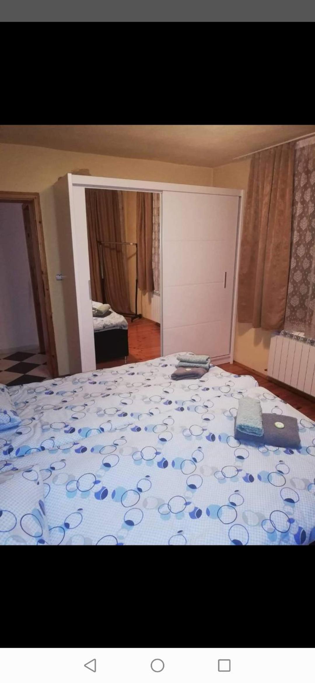 Къща Томови,стаи за гости