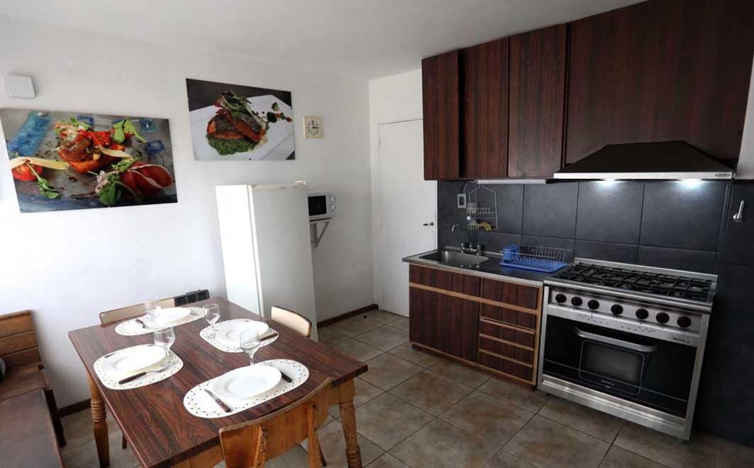 CASA PARA 4-6 PERSONAS 2 dorm A POCAS CUADRAS DEL CENTRO DE BARILOCHE