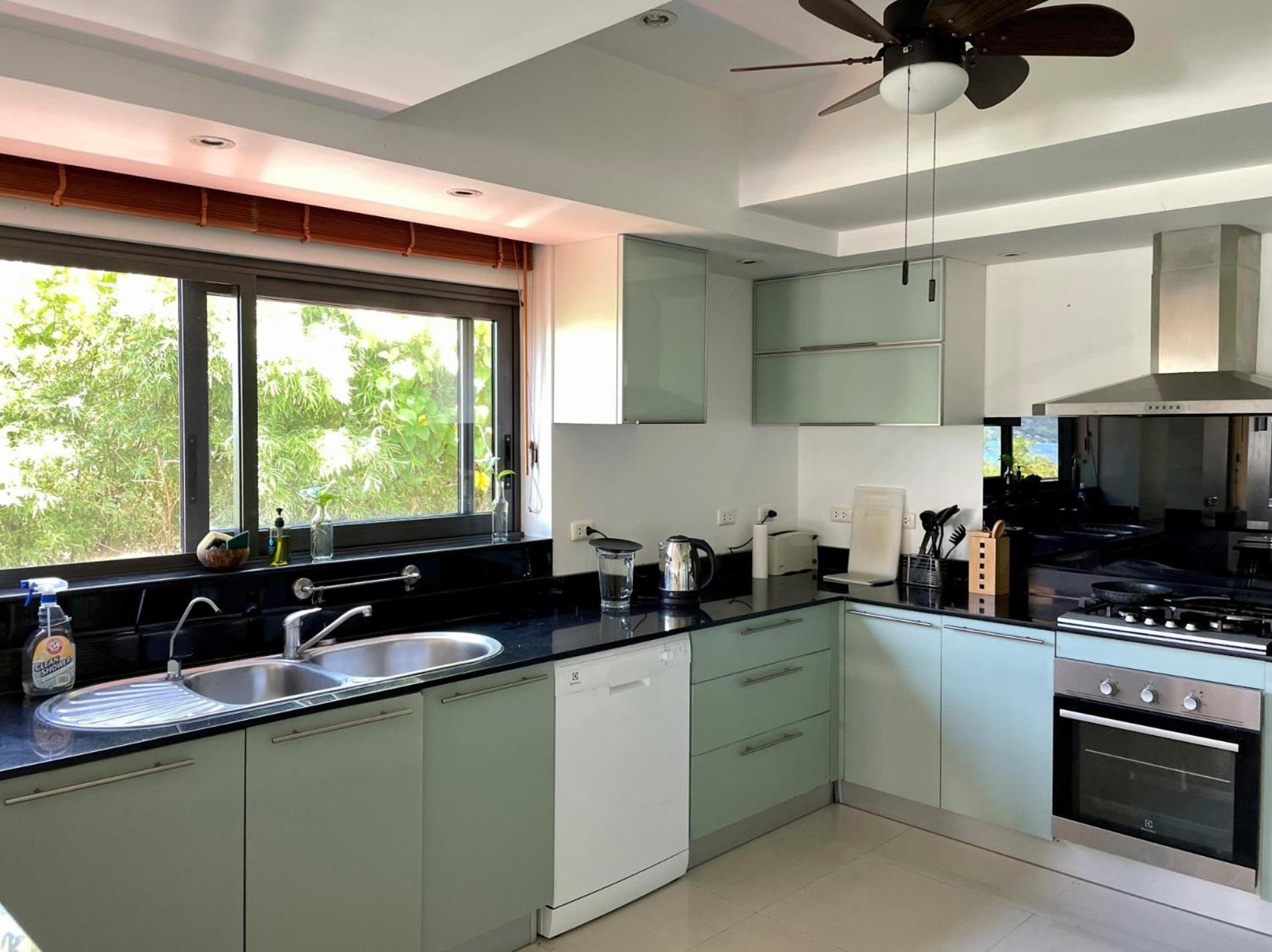 Andaman Hills - panoramic sea view house in Patong view 5