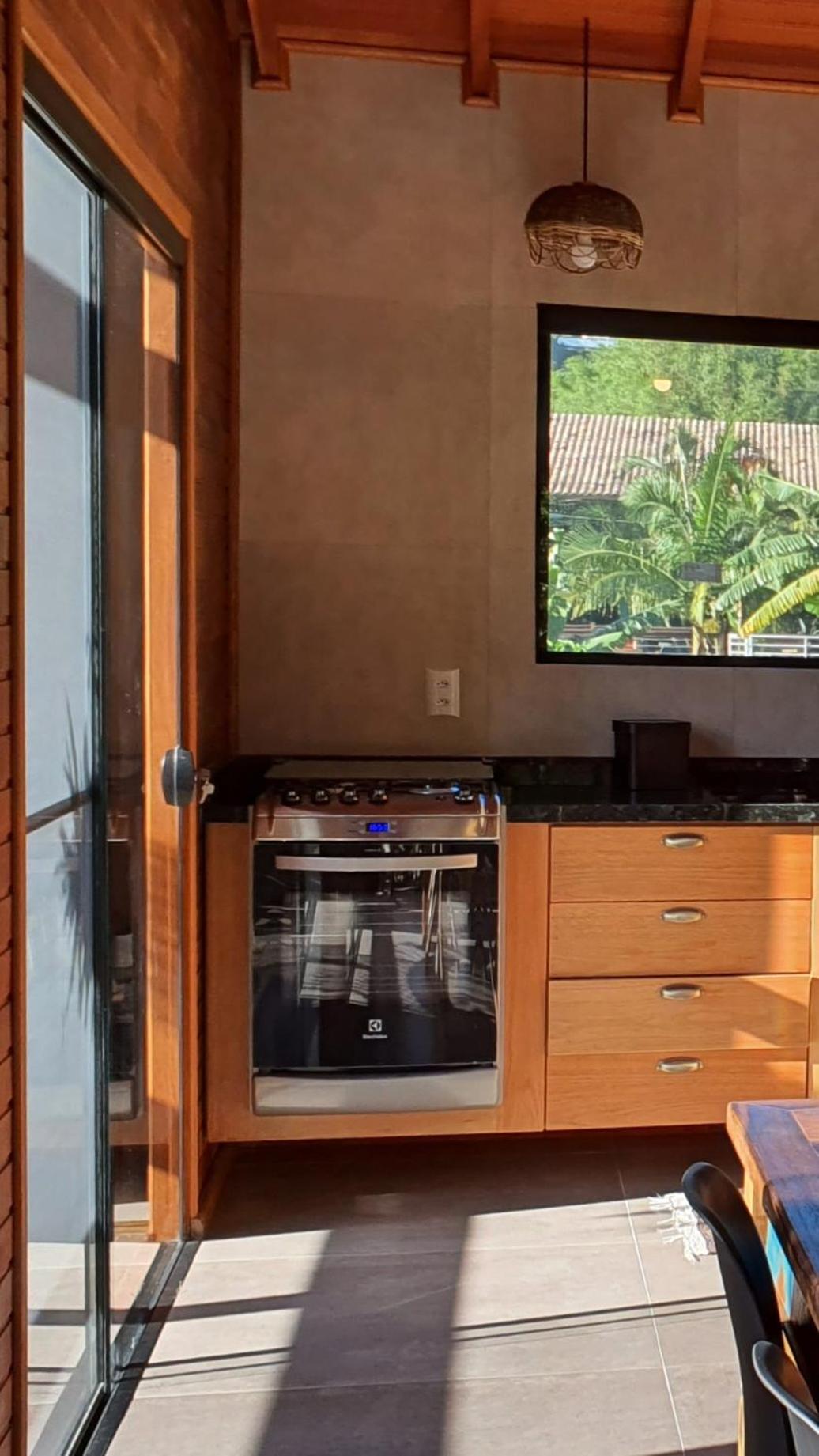 Casa perto da praia, canto Norte da Ferrugem