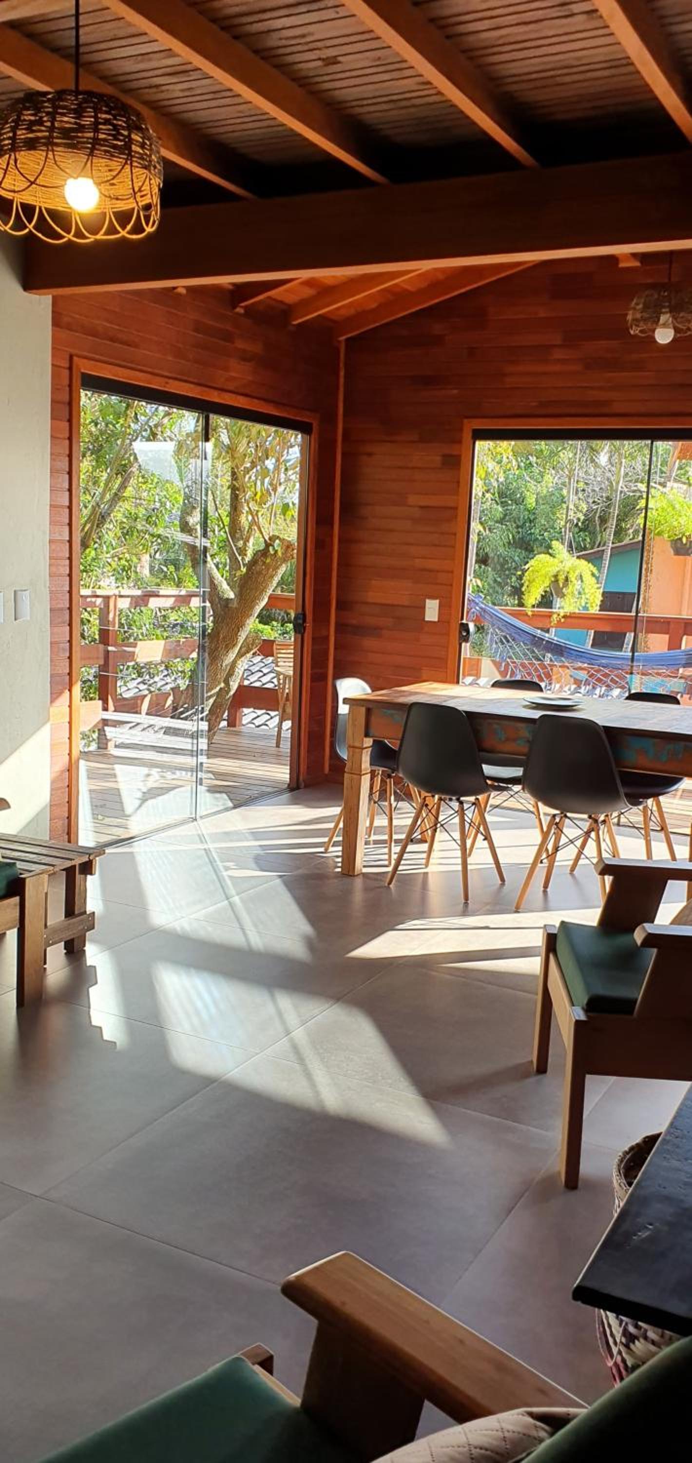 Casa perto da praia, canto Norte da Ferrugem