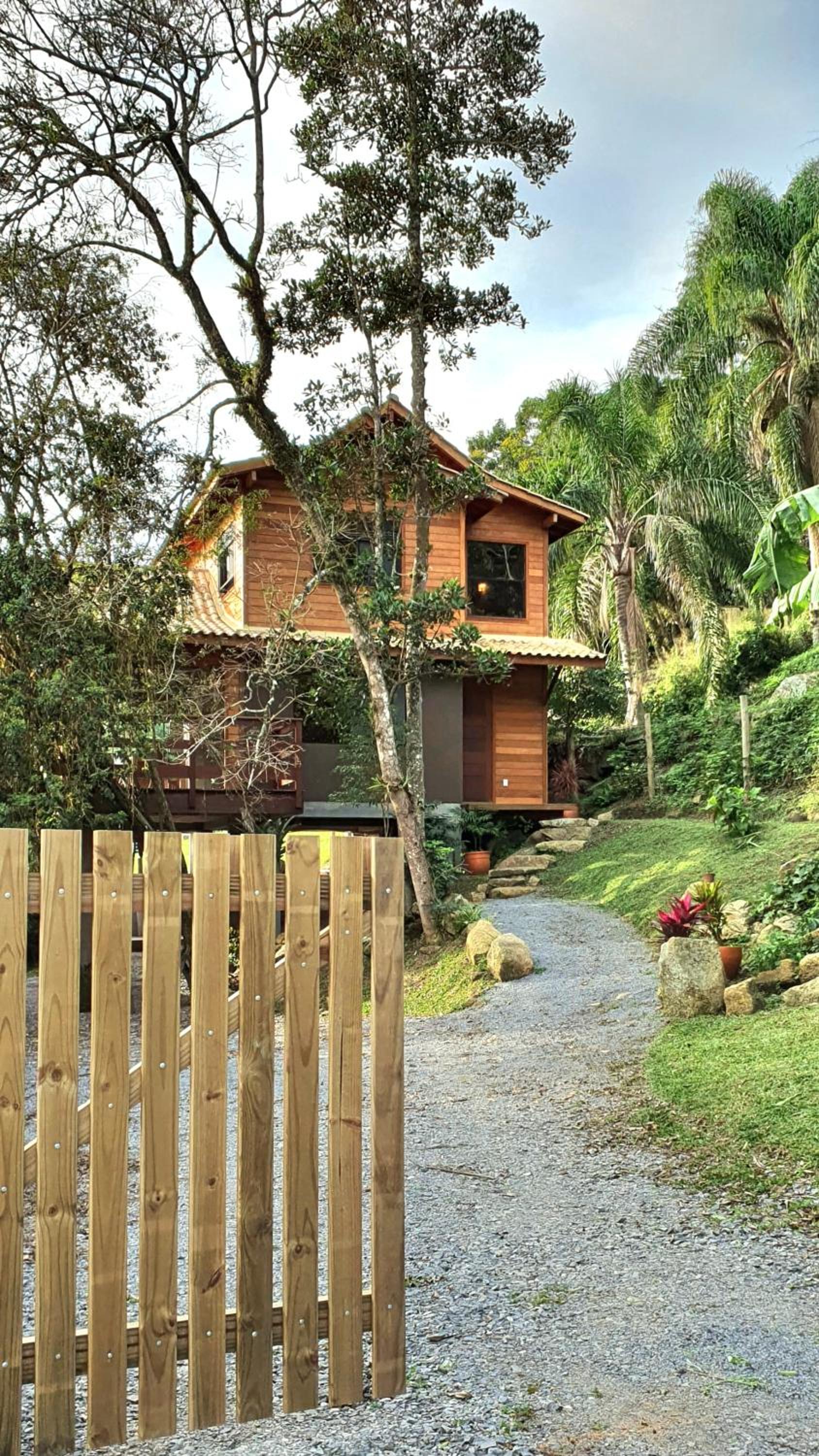 Casa perto da praia, canto Norte da Ferrugem