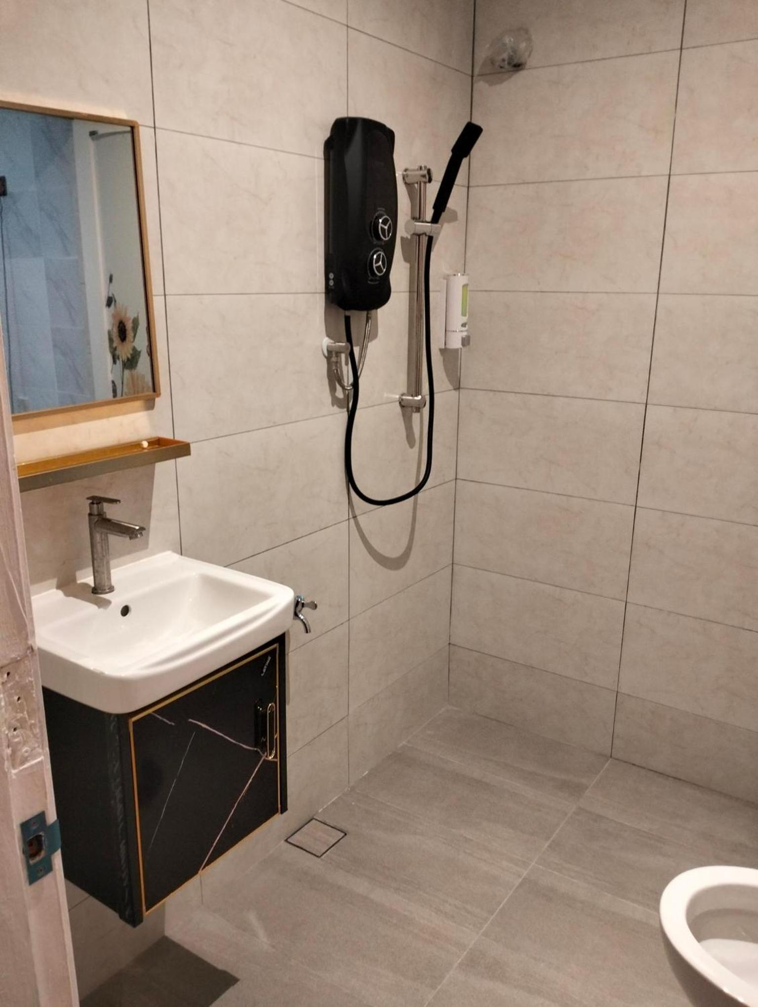 Homestay Melaka at Mahkota Hotel - unit 3093, 2092 - FREE Wifi & Parking view 3