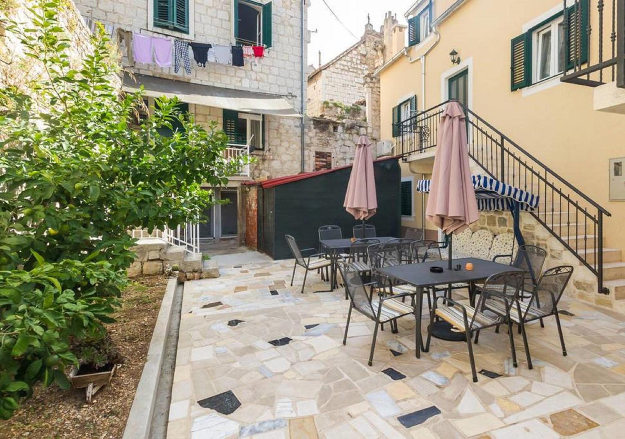 Peruzovic Rooms 1 en Split — balance & terrace