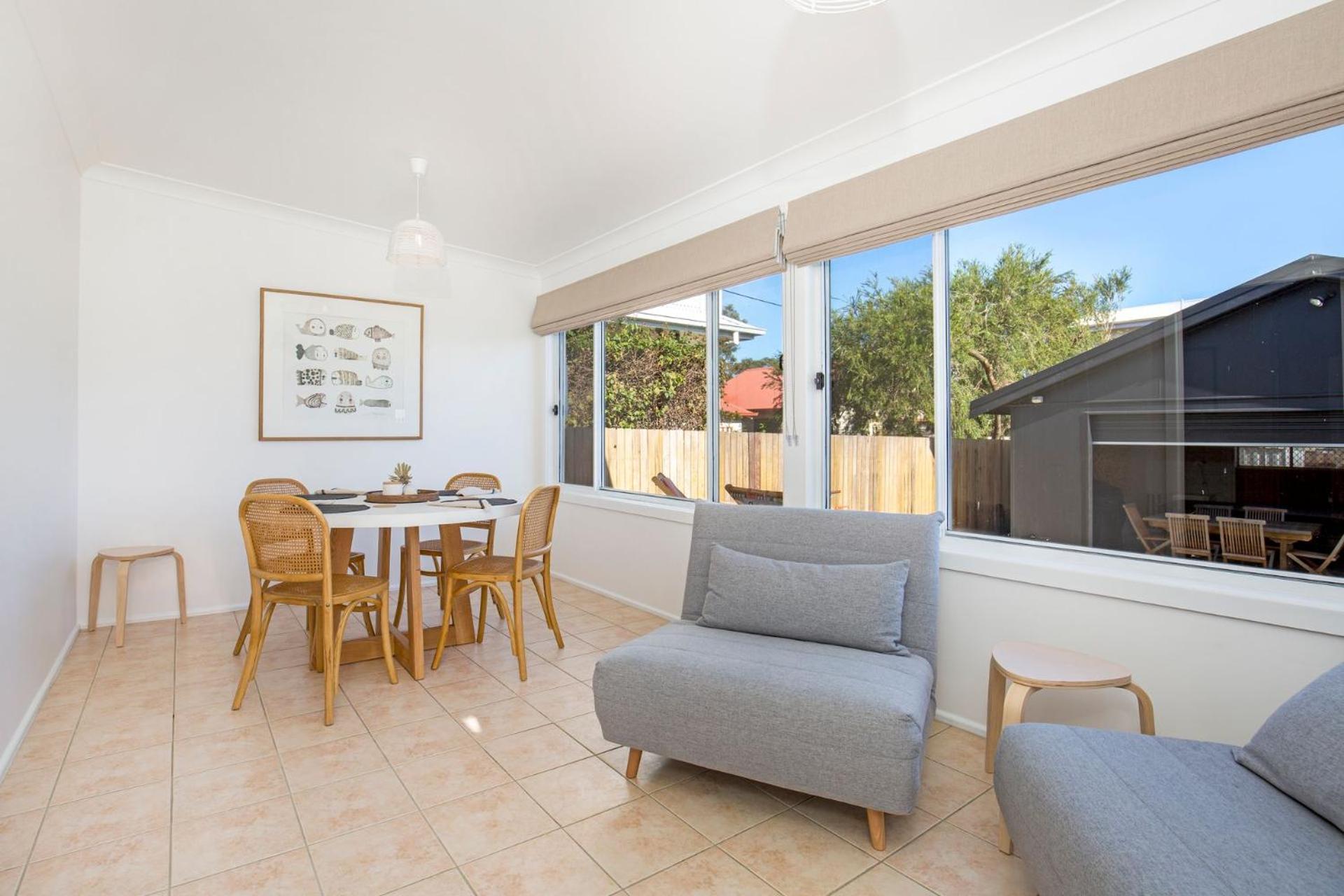 Fishery Road Cottage Pet Friendly 2 Mins Walk to Beach