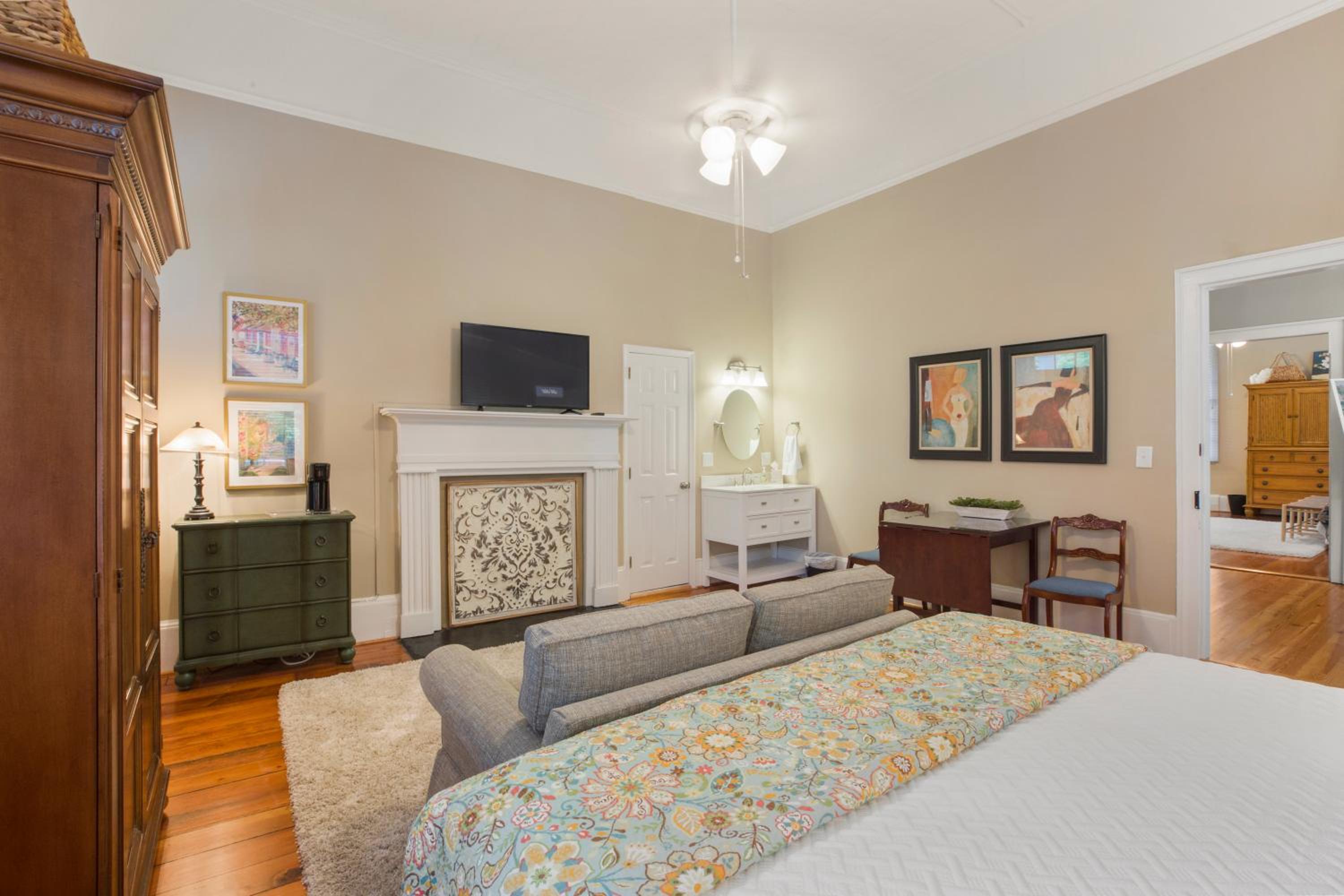 Liberty Hall Bed and Breakfast view 5