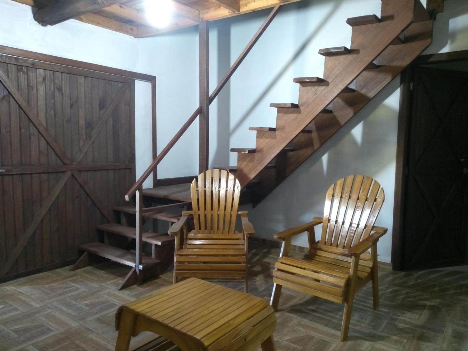 Hostel e Camping Vale Mirante da Rocha