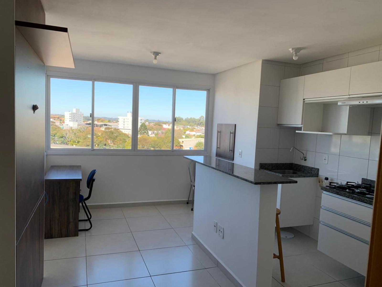 Apto12 com WIFI garagem e 100 metros da Av Brasil