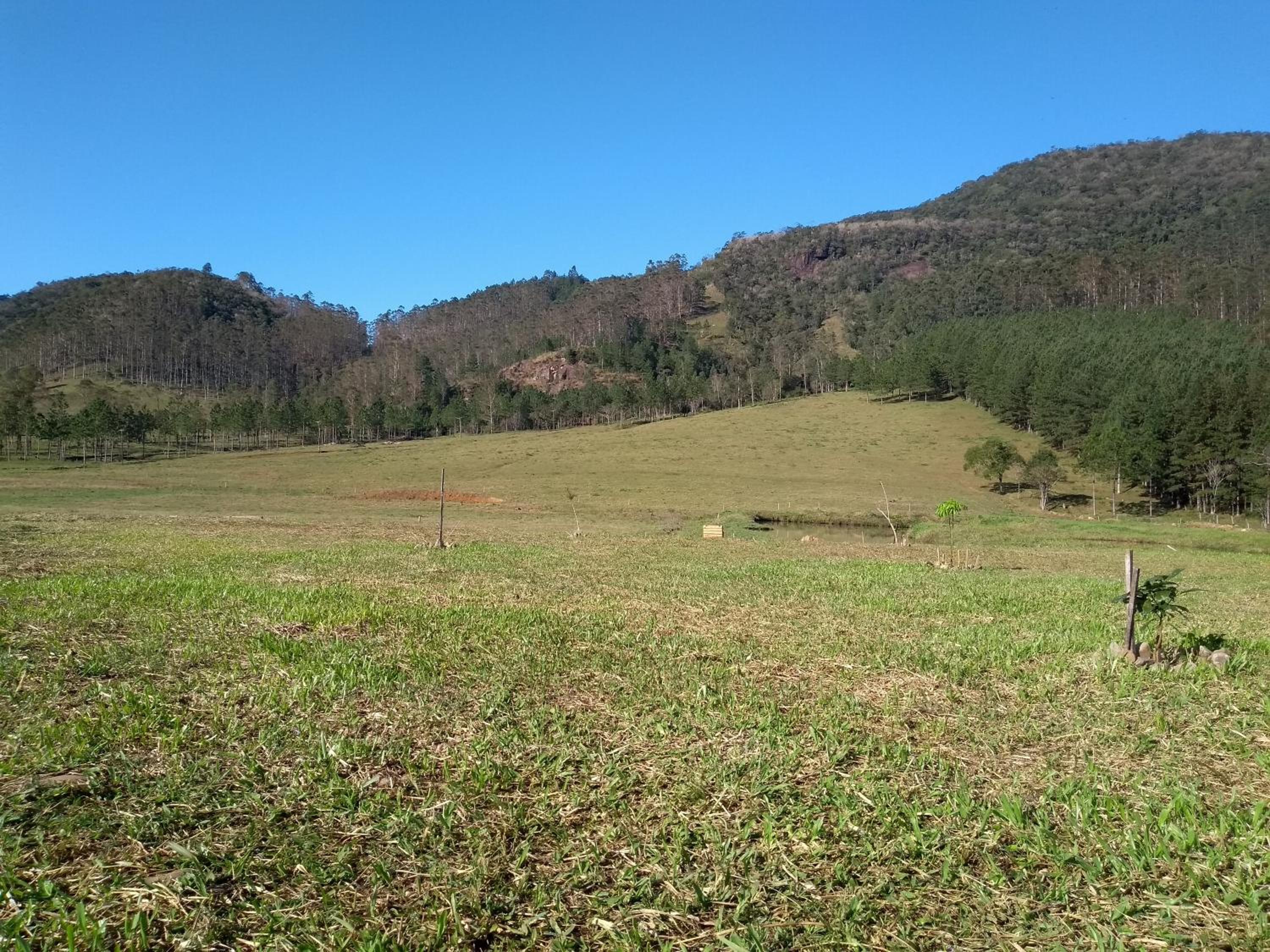 Hostel e Camping Vale Mirante da Rocha