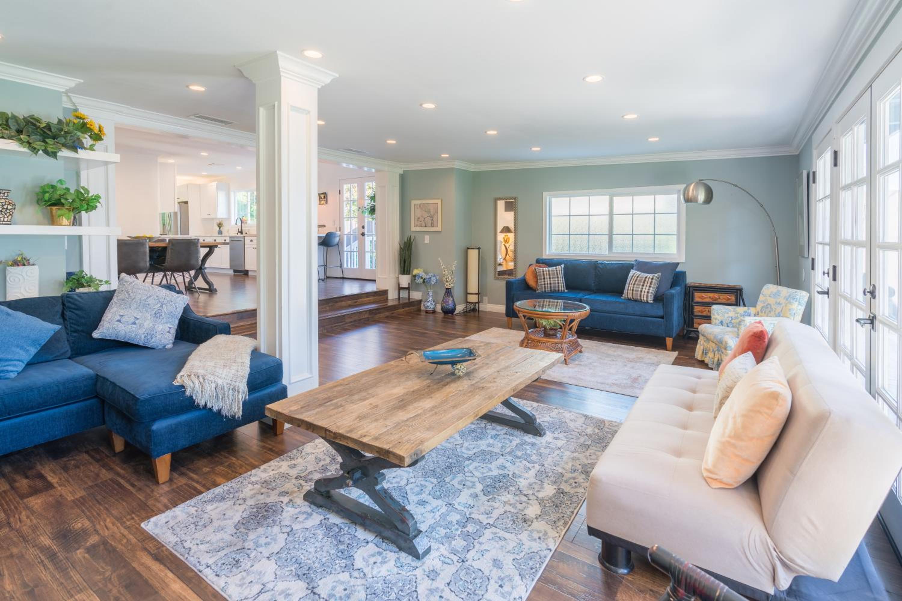 Le Bleu House - Newly Designed 3BR HOUSE & POOL by Topanga