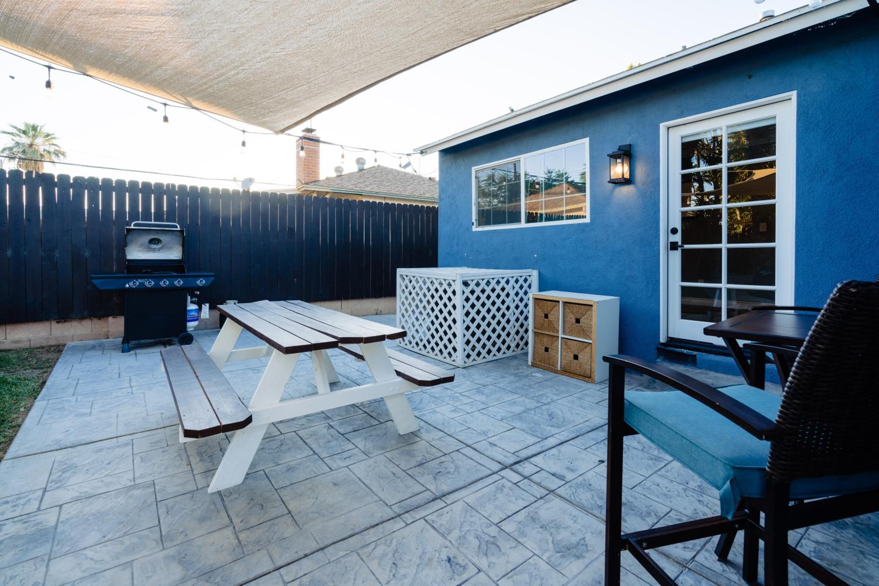 Le Bleu House - Newly Designed 3BR HOUSE & POOL by Topanga