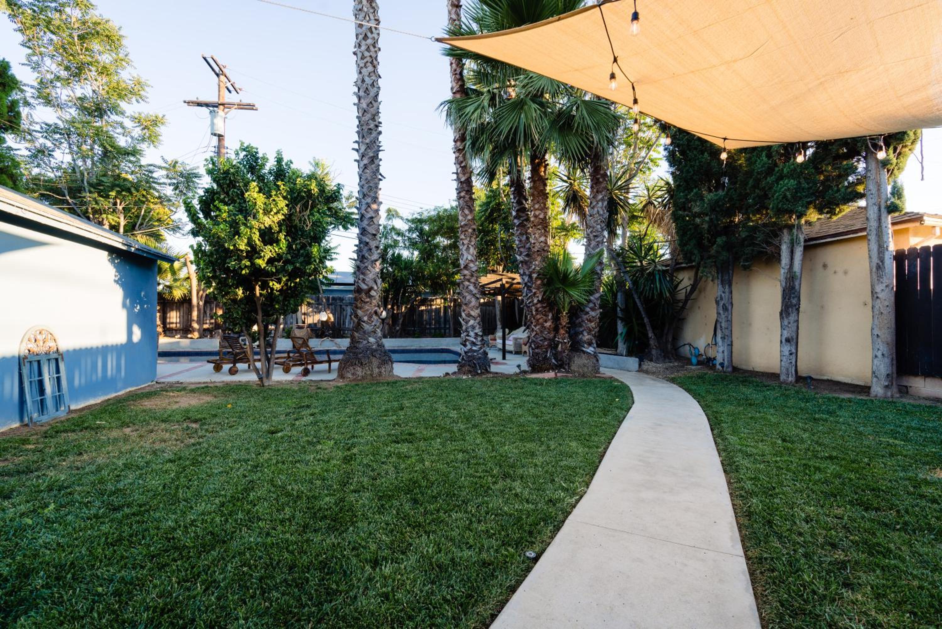 Le Bleu House - Newly Designed 3BR HOUSE & POOL by Topanga