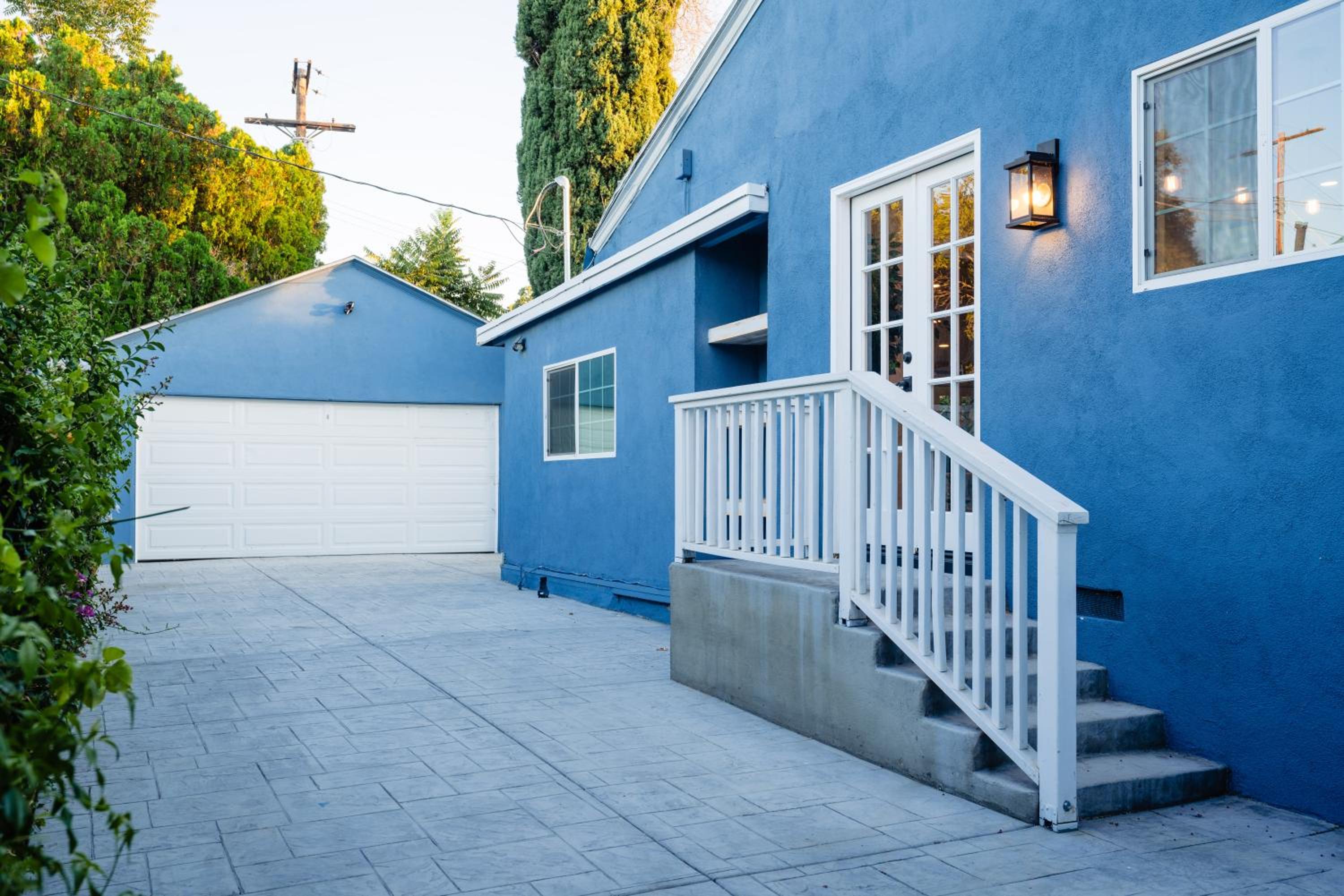 Le Bleu House - Newly Designed 3BR HOUSE & POOL by Topanga