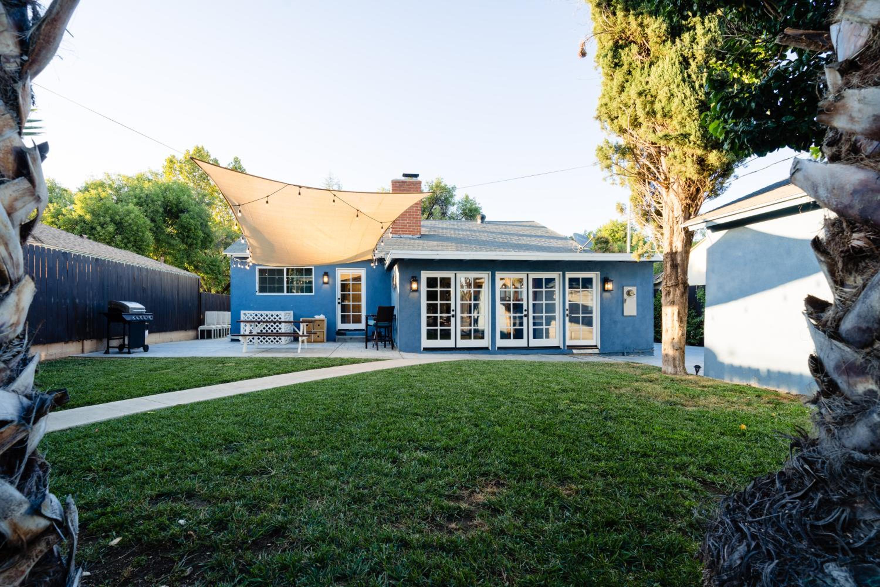Le Bleu House - Newly Designed 3BR HOUSE & POOL by Topanga