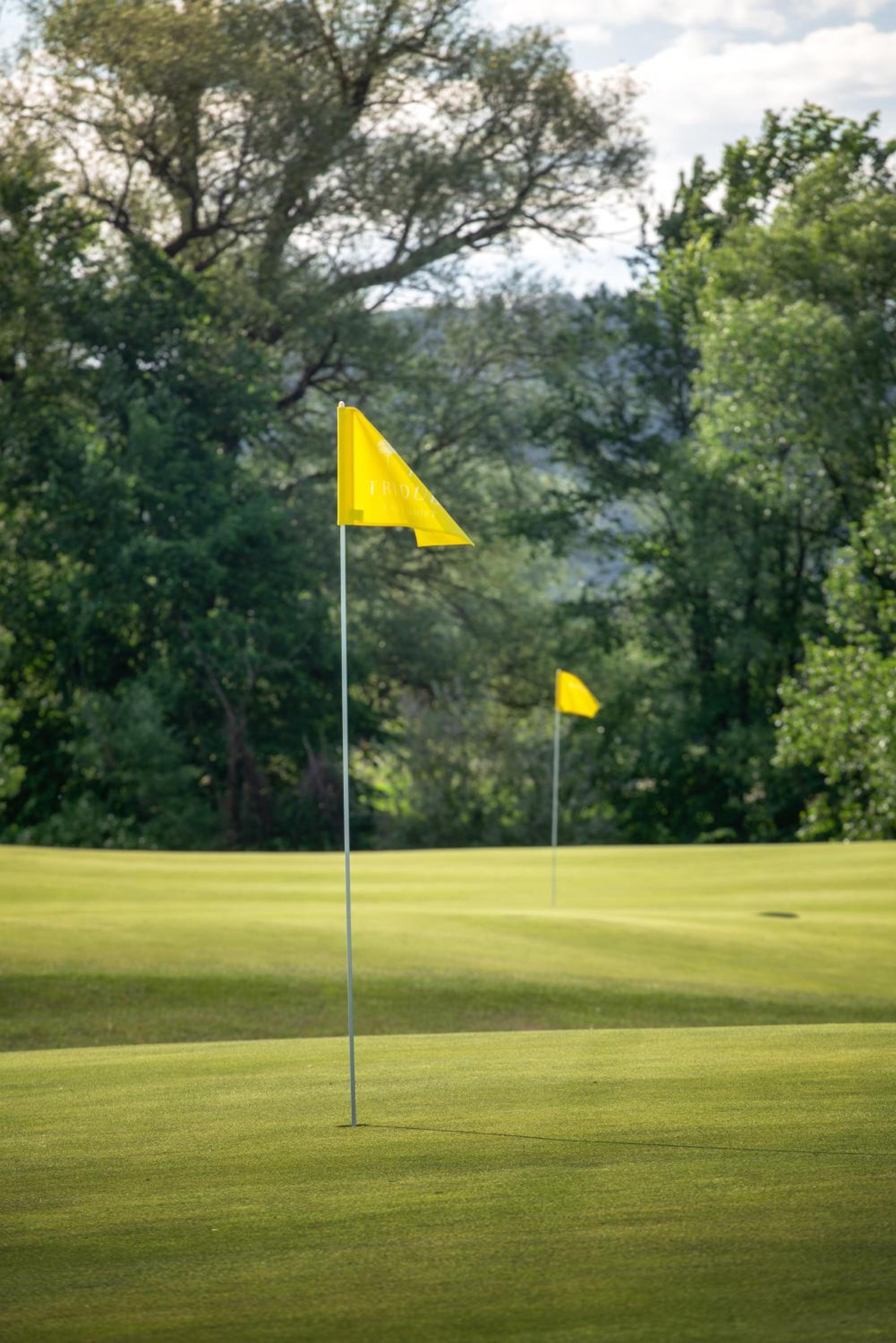 Tri Duby Golf Apartments view 5