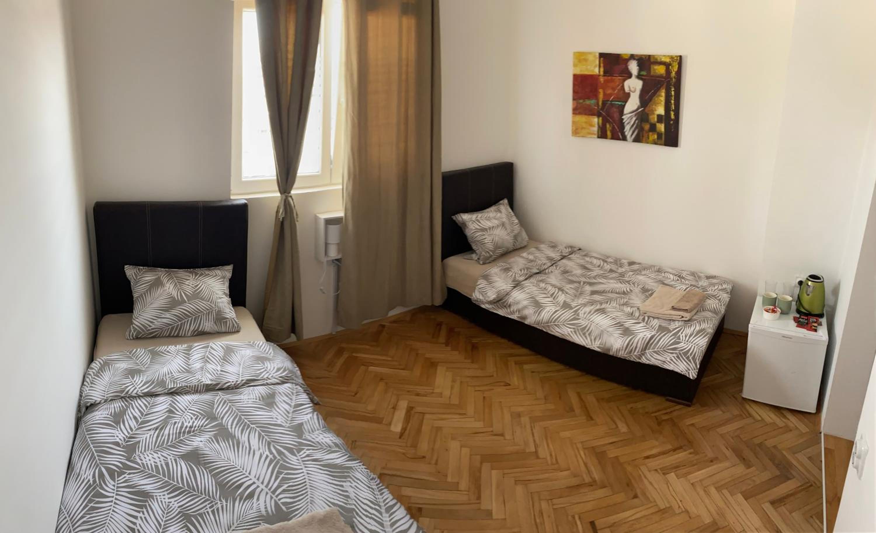 Apartmani Home view 4