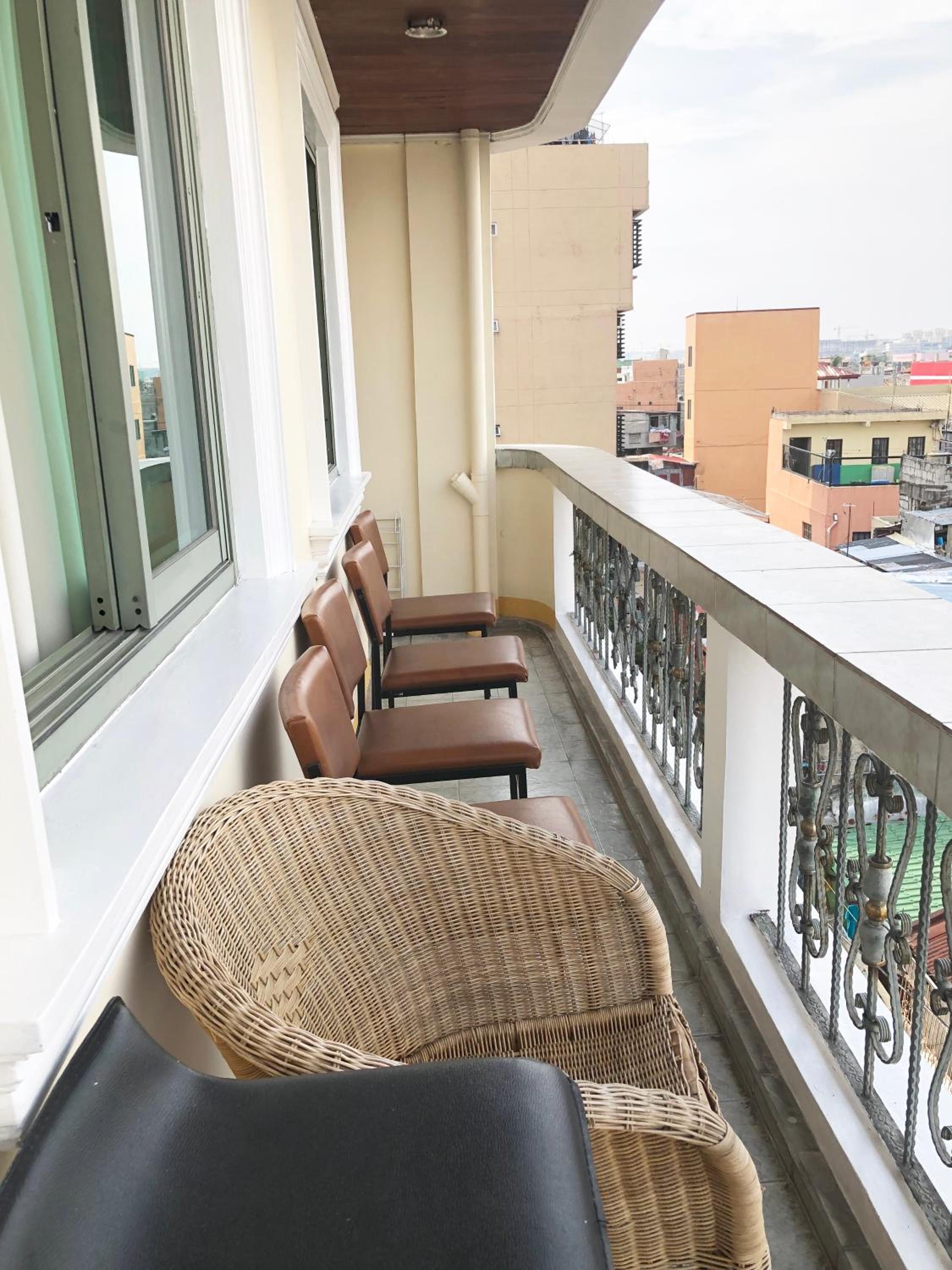 THE MANSION- Near NAIA Airport Terminal PASAY
