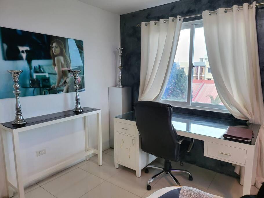 Sheryll Spaces - Kandi Tower 3 Spacious 2 bedroom, Home comfort & hotel amenities