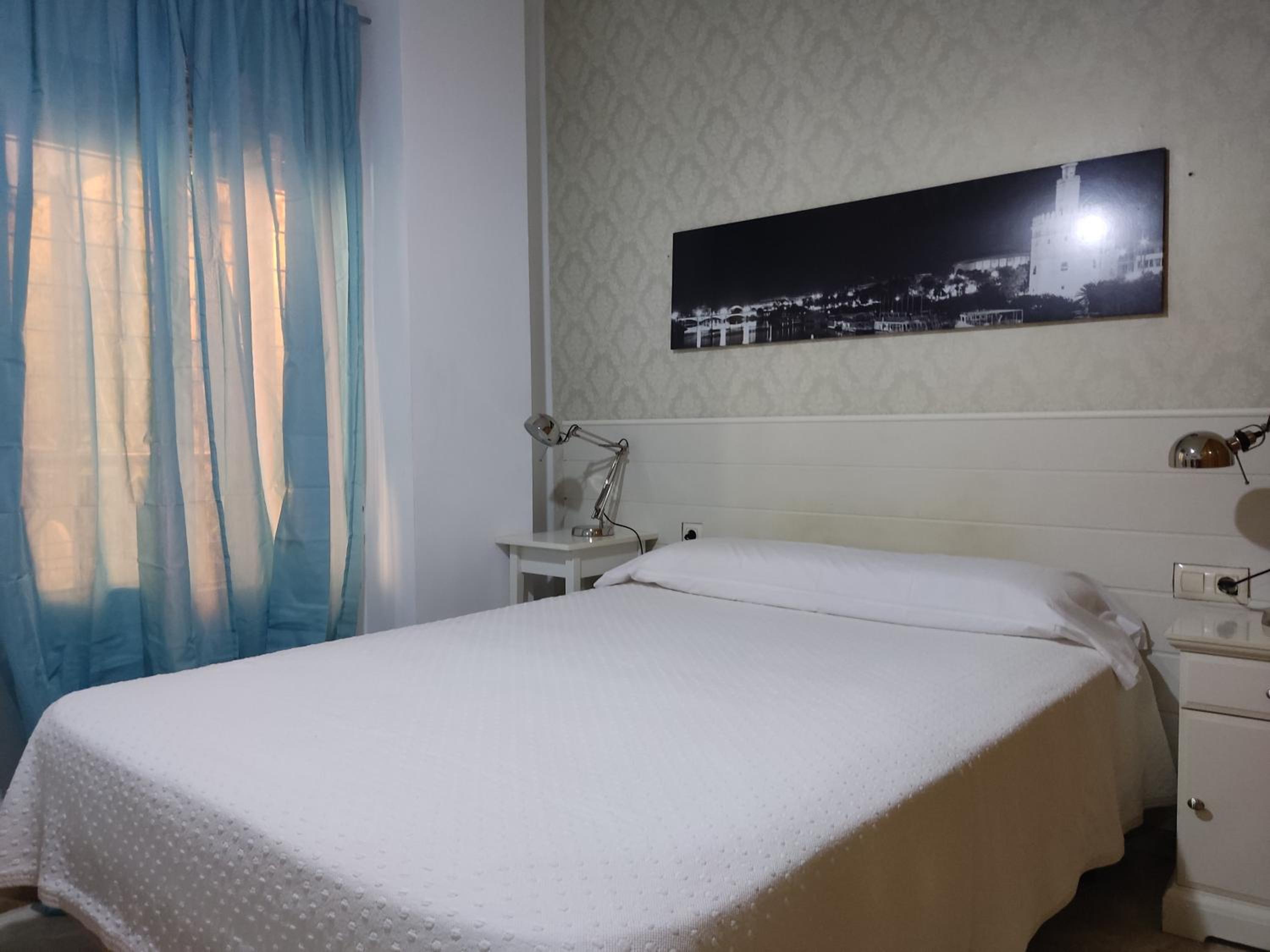 Apartamentos Sevilla view 2
