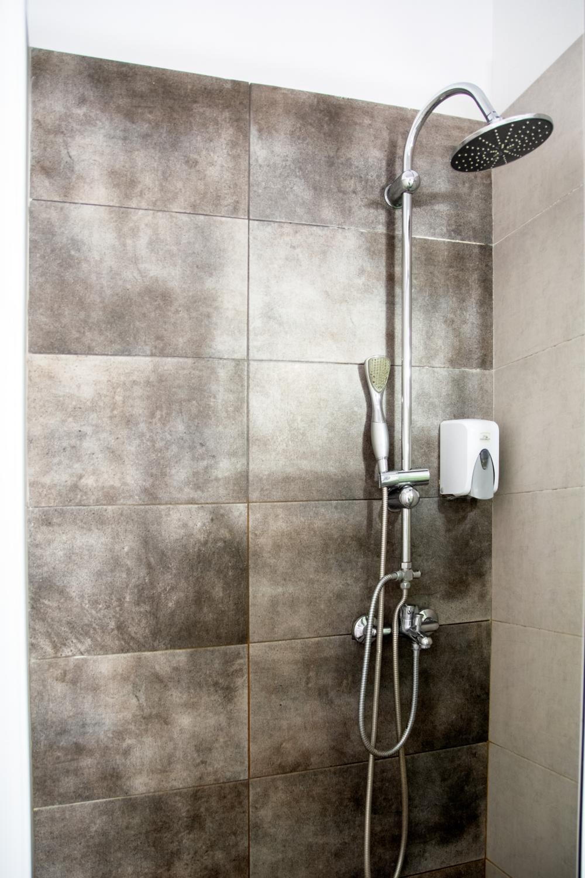 Ermou 18 Mosaics boutique apartment