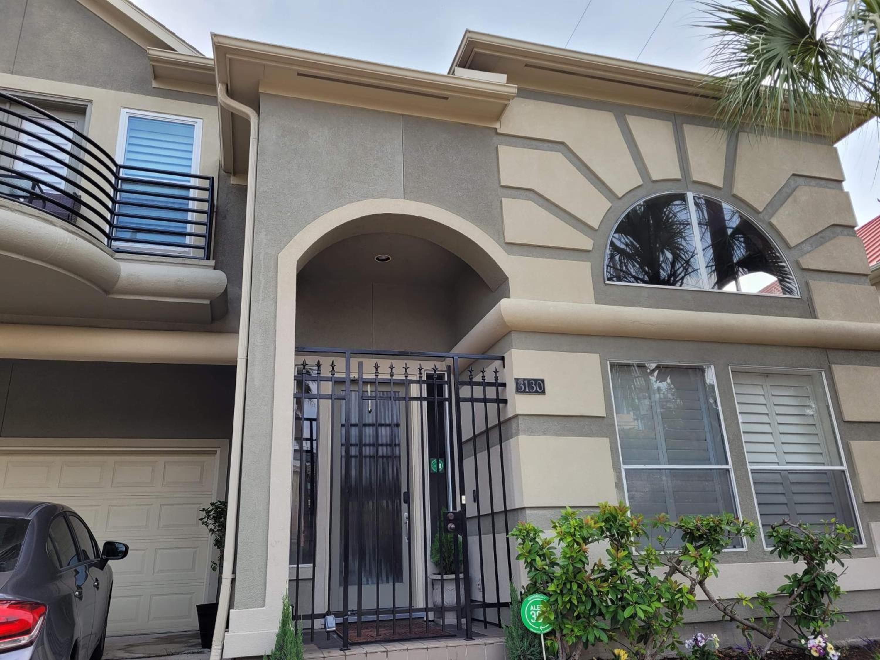 WANDERLUST villa near GALLERIA MALL