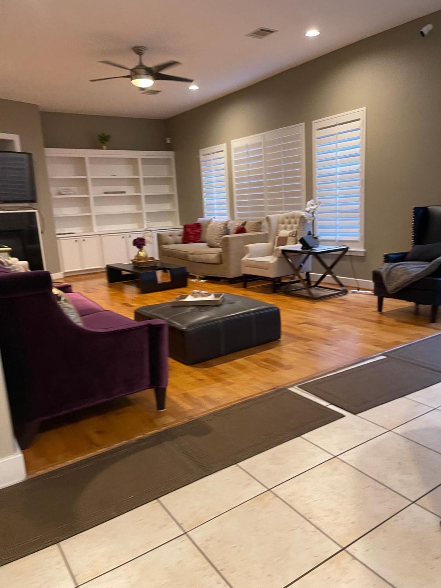 WANDERLUST villa near GALLERIA MALL