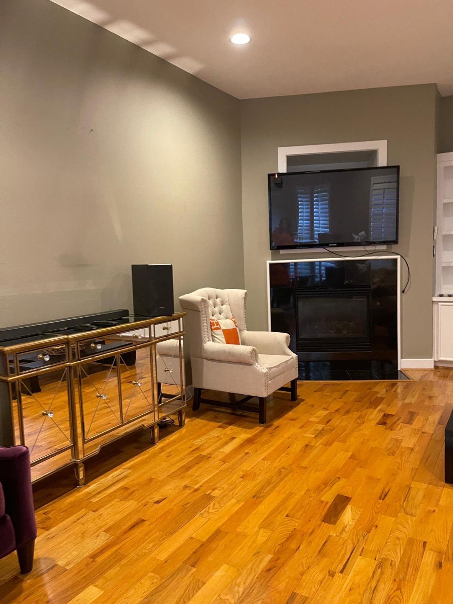 WANDERLUST villa near GALLERIA MALL