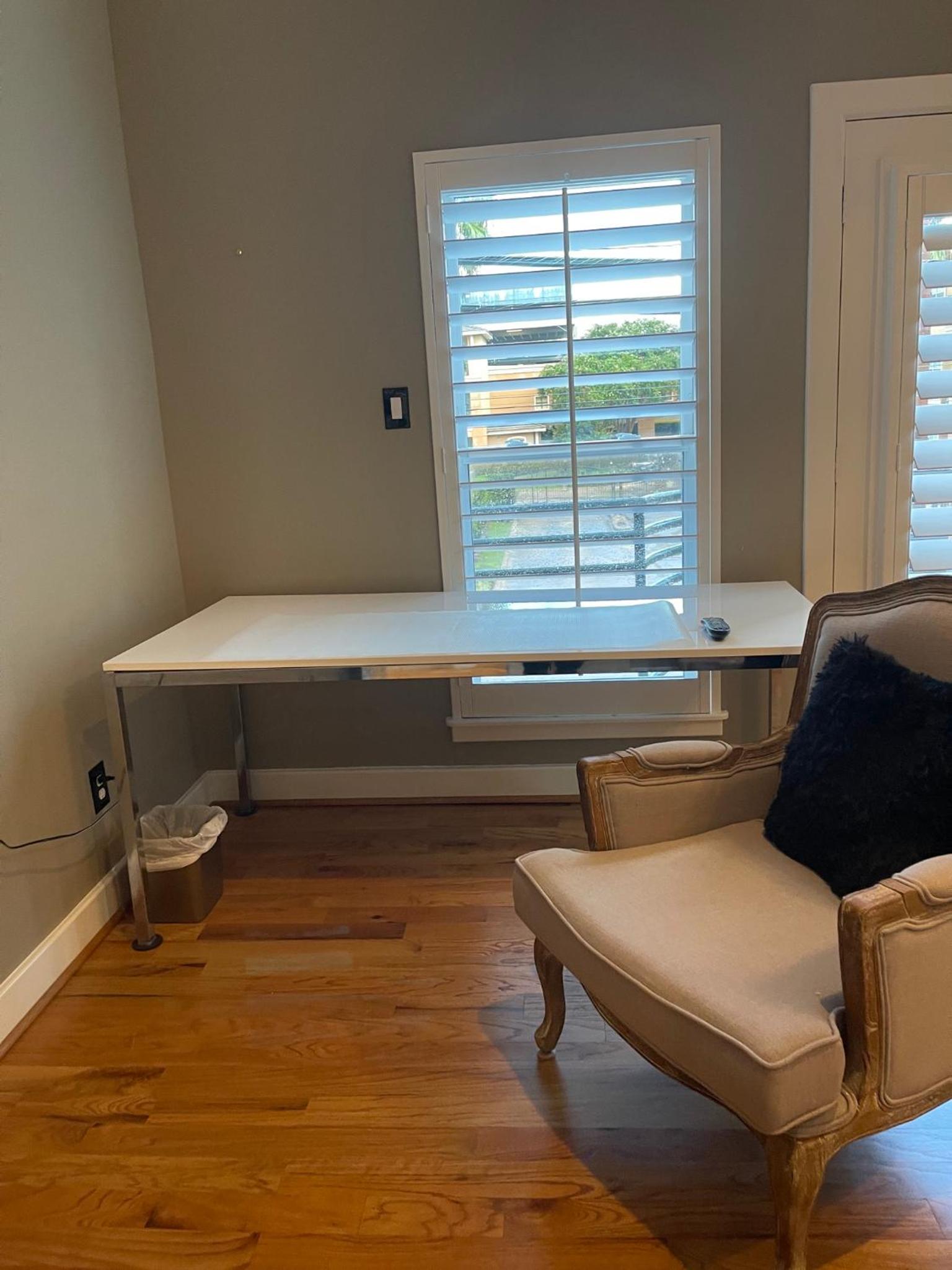 WANDERLUST villa near GALLERIA MALL