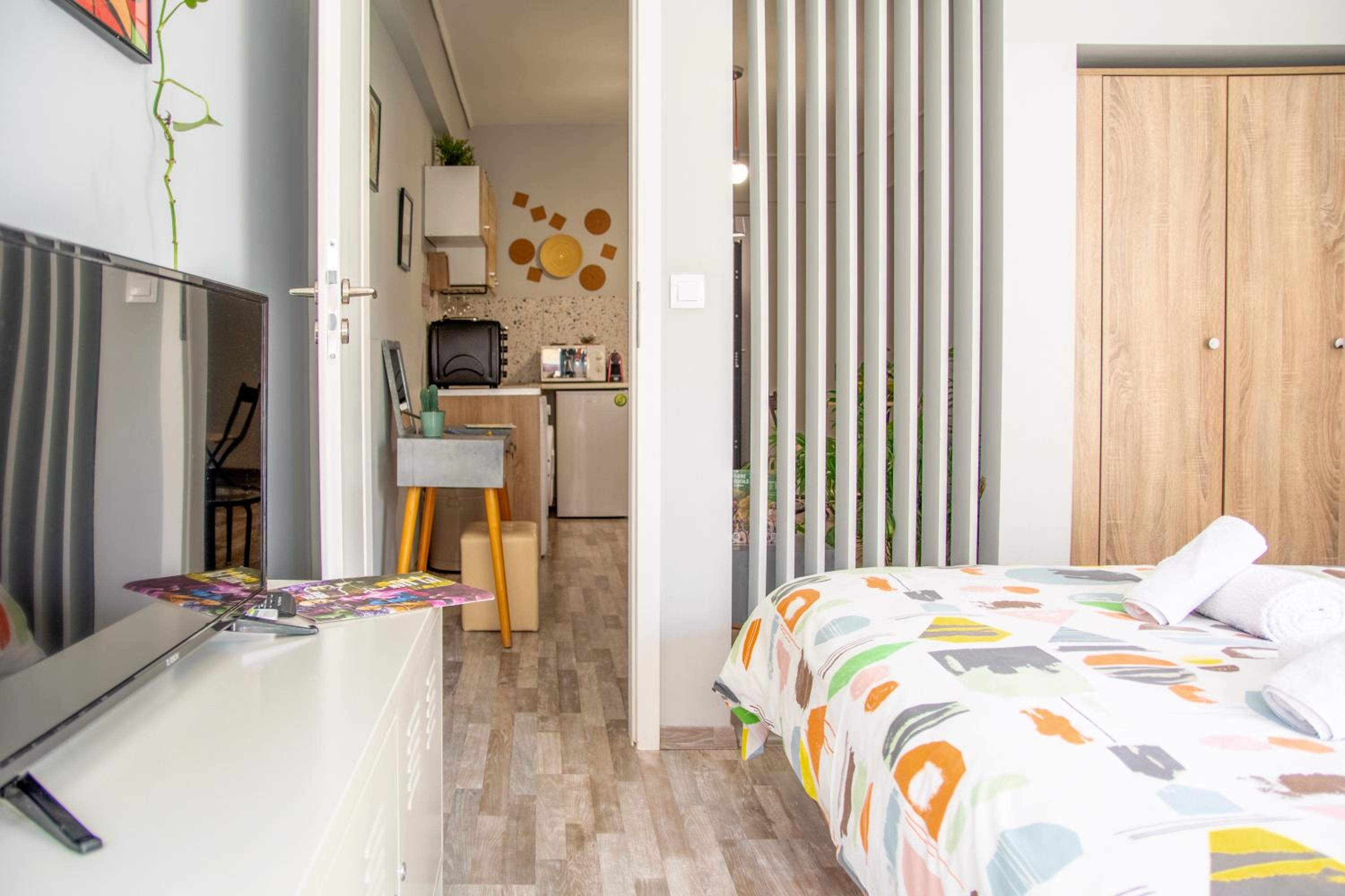 Ermou 18 Mosaics boutique apartment