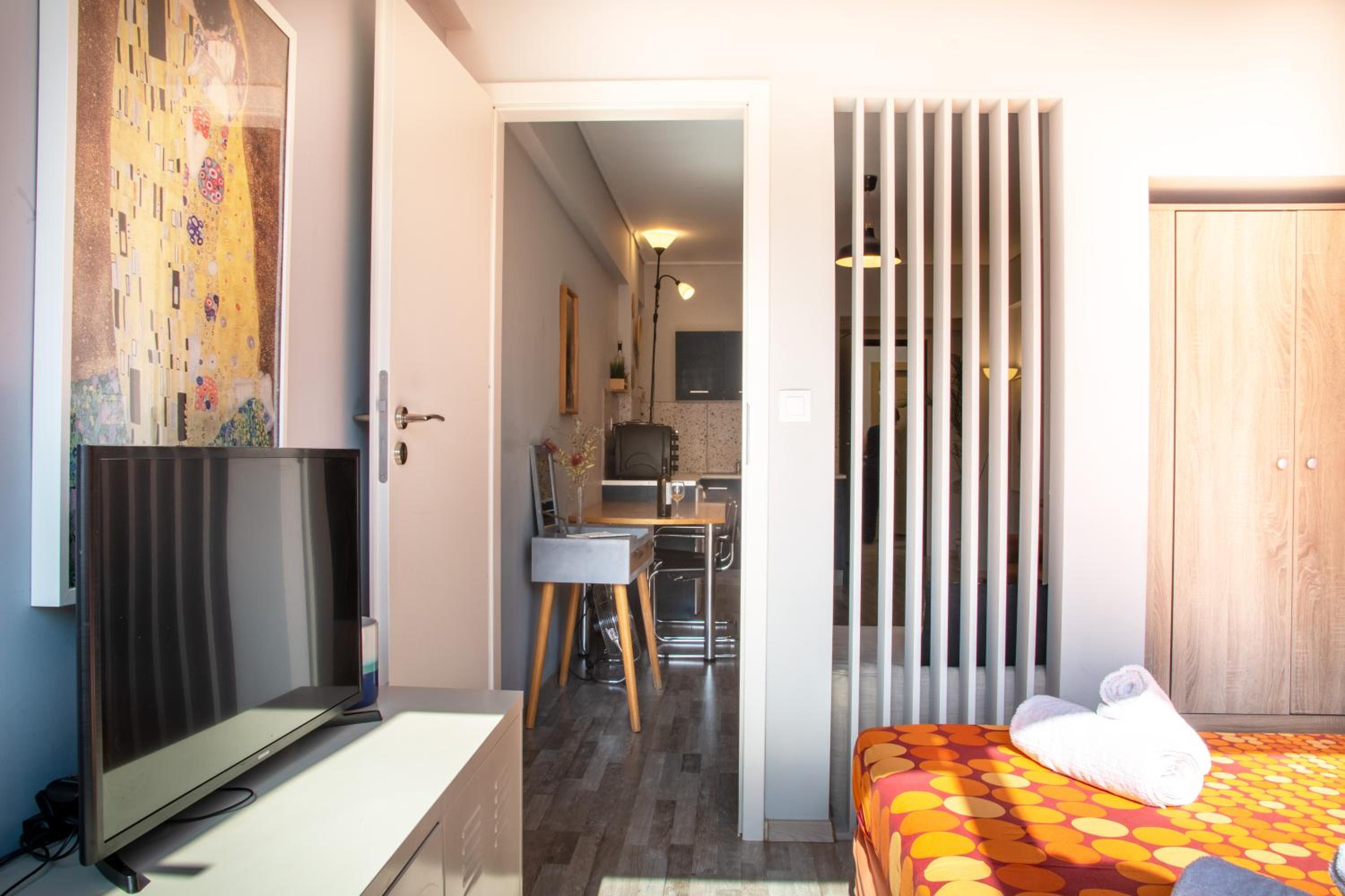 Ermou 18 Mosaics boutique apartment