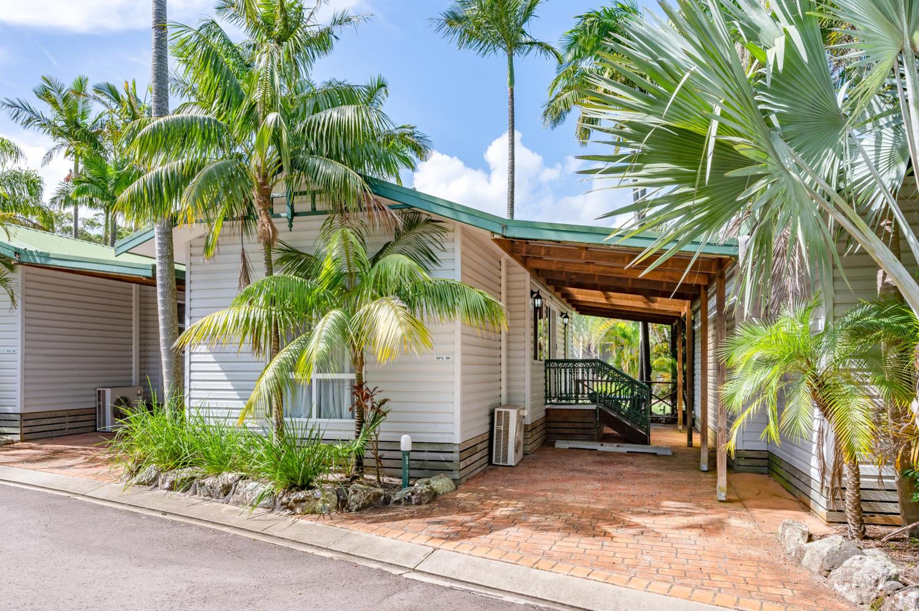 Hotel Koala Shores Holiday Park