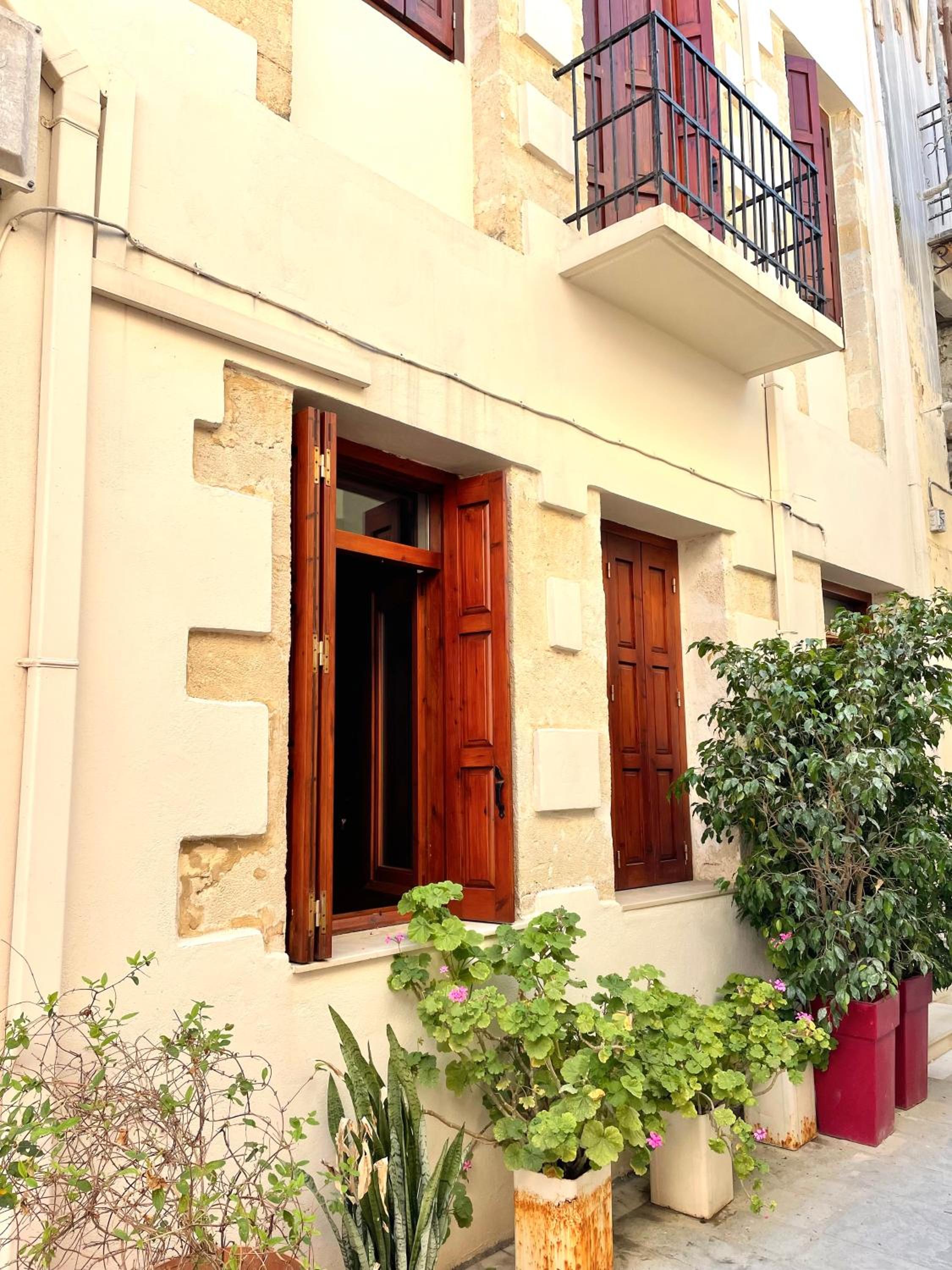 Elle Sweet Home Old Town