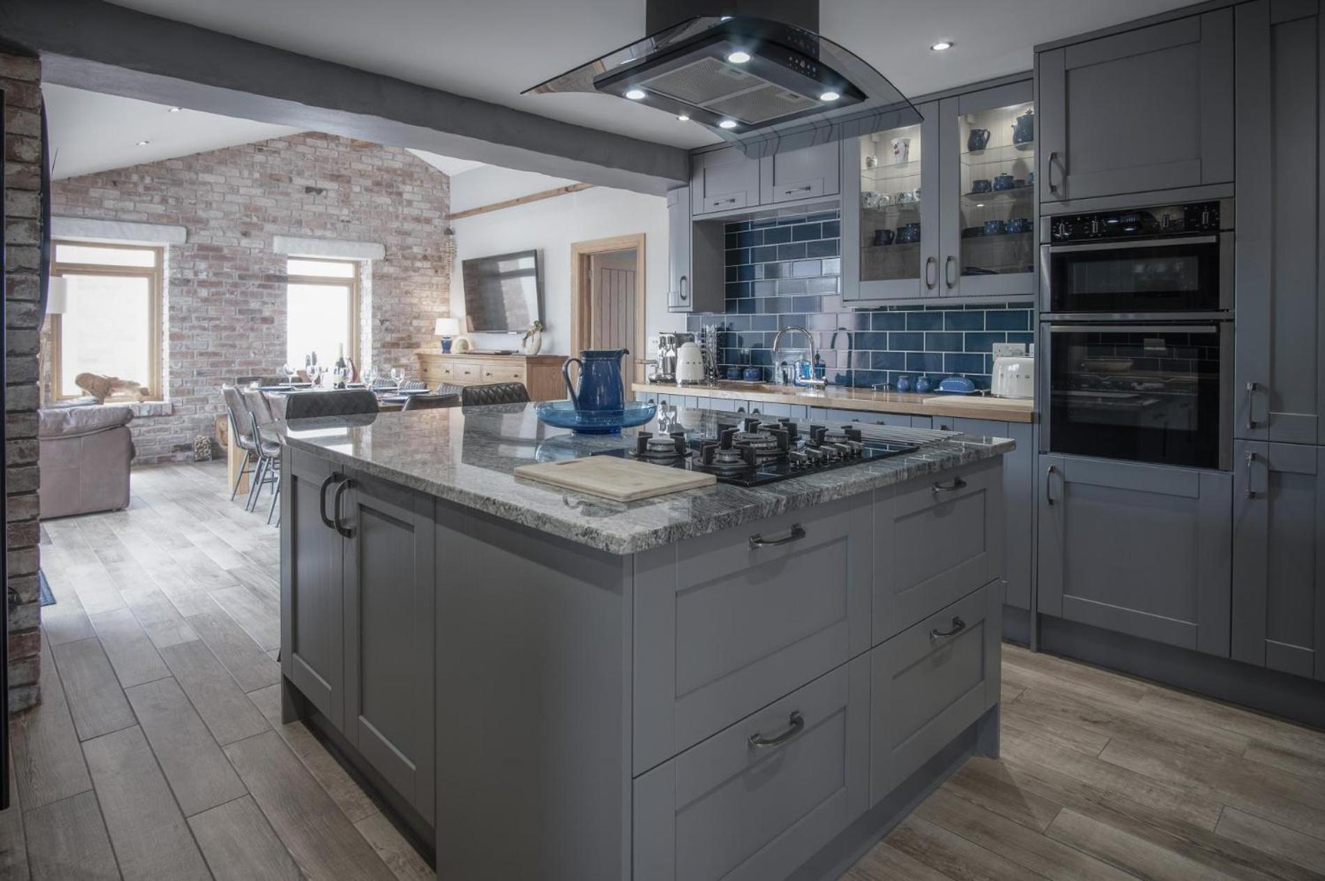 Bayview House - 4 Bedroom Luxurious Holiday Home - Saundersfoot view 3