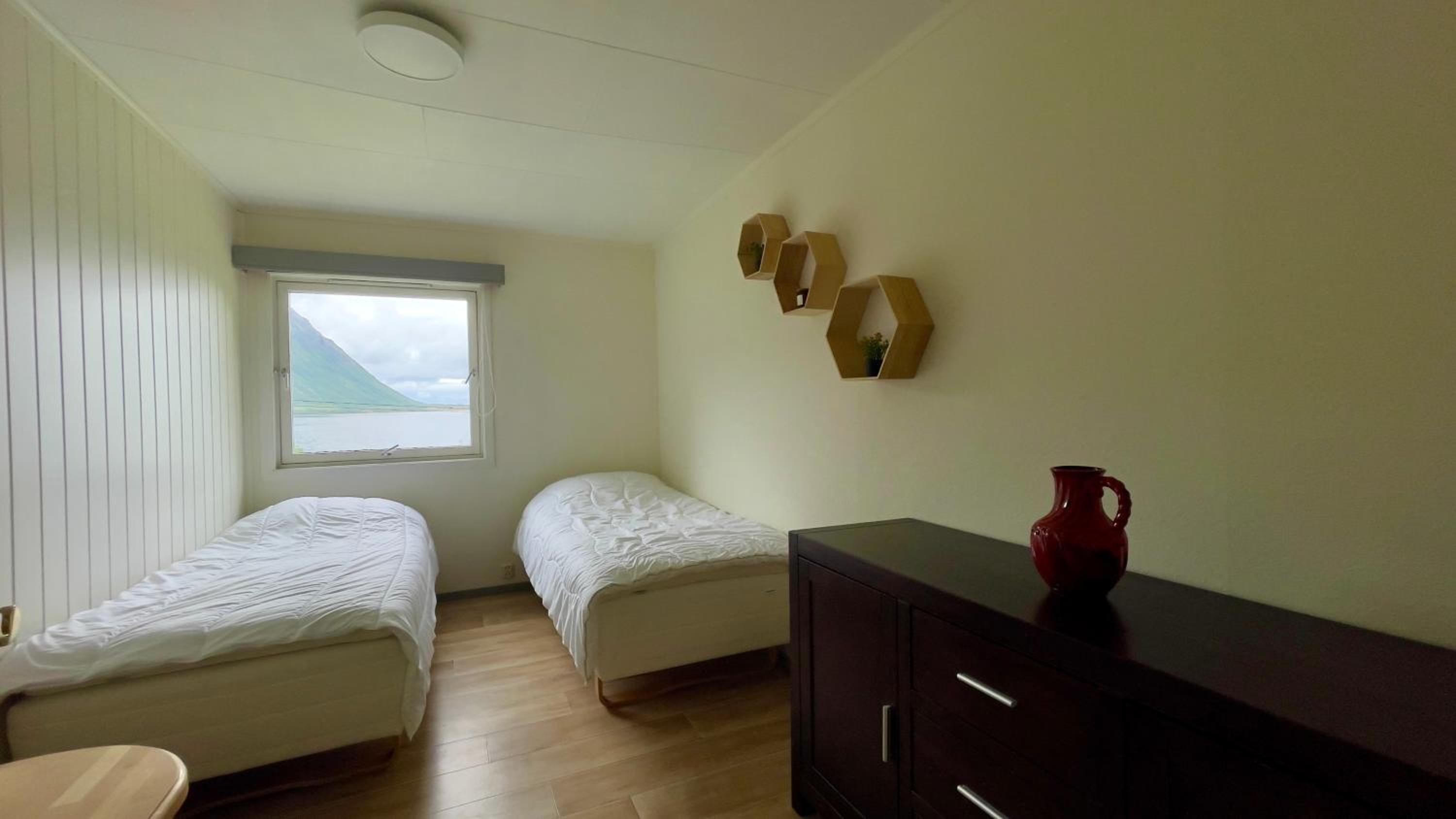 Lofoten Red Villa view 2