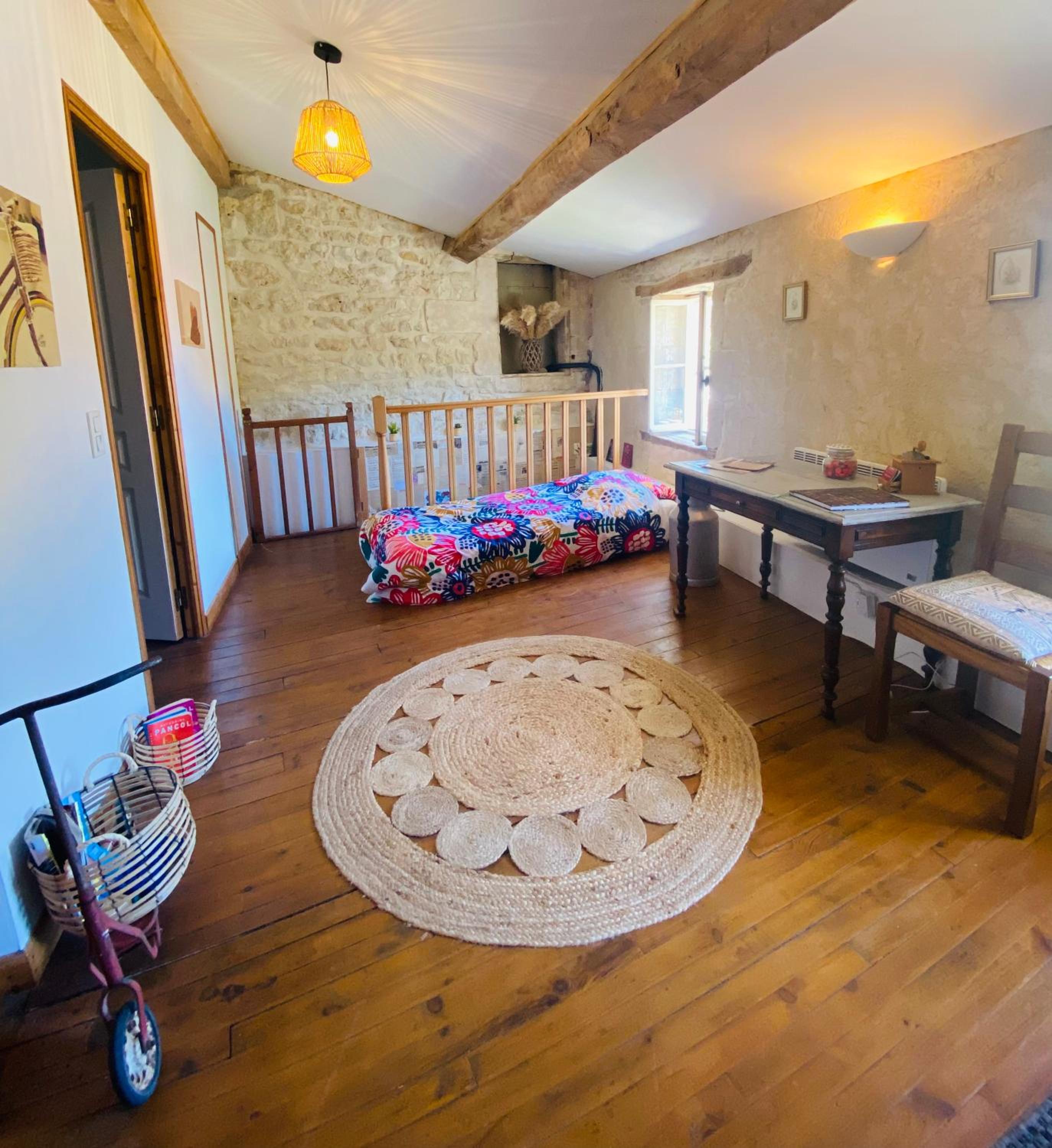 La Barauderie , chambre individuelle view 5