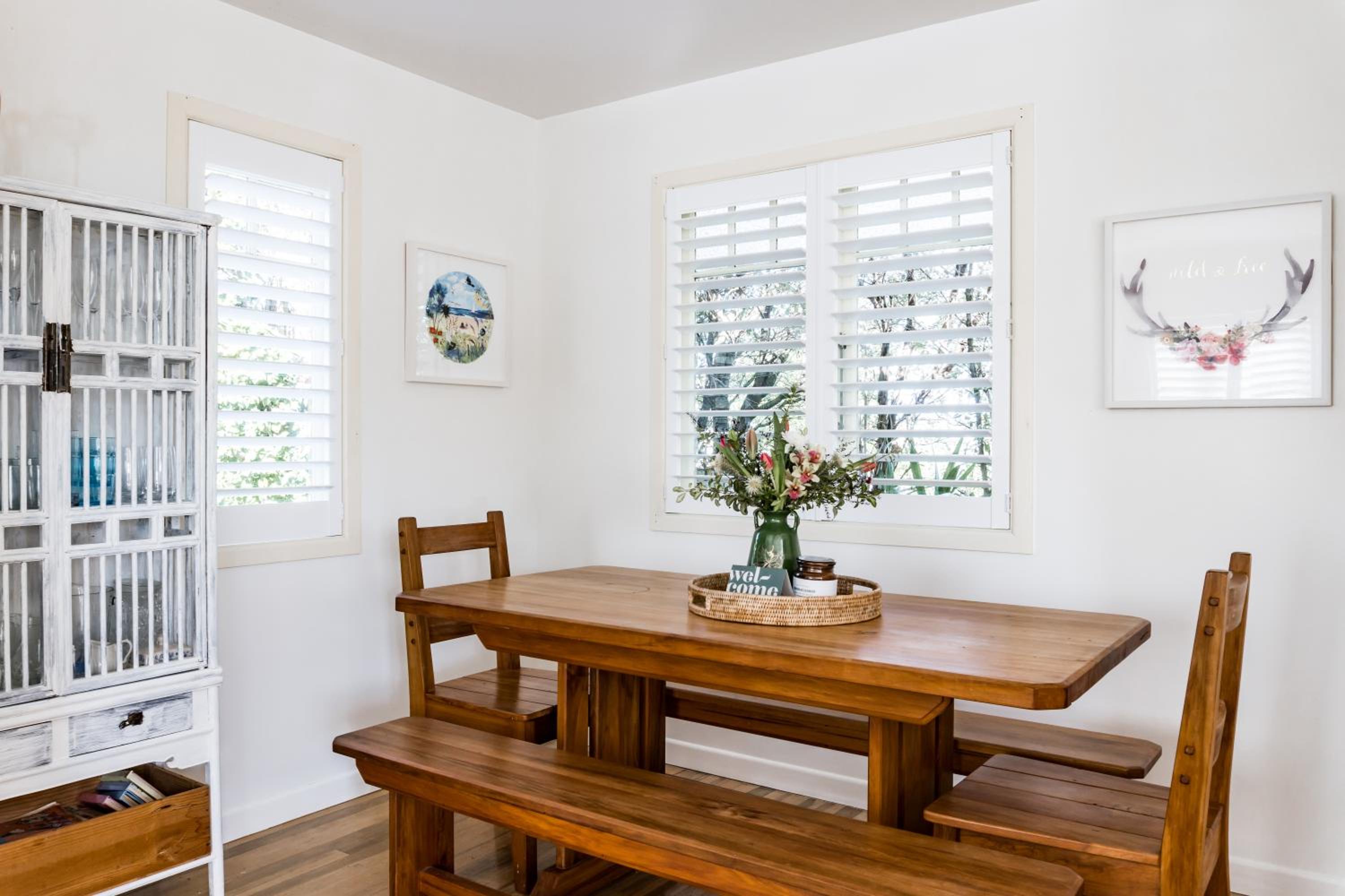 Kowhai Cottage & Studio view 4