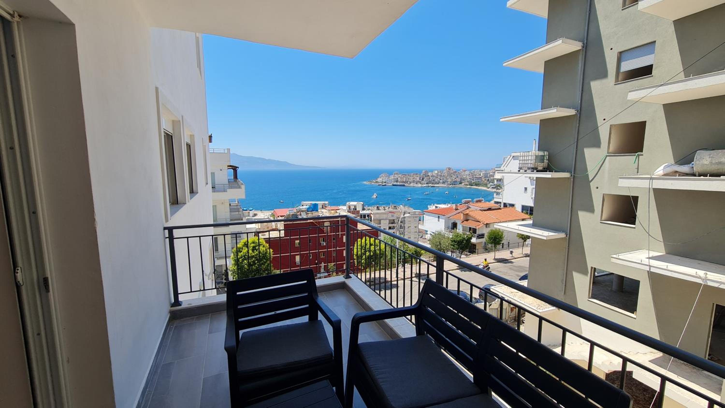 Sea and City view Apartment